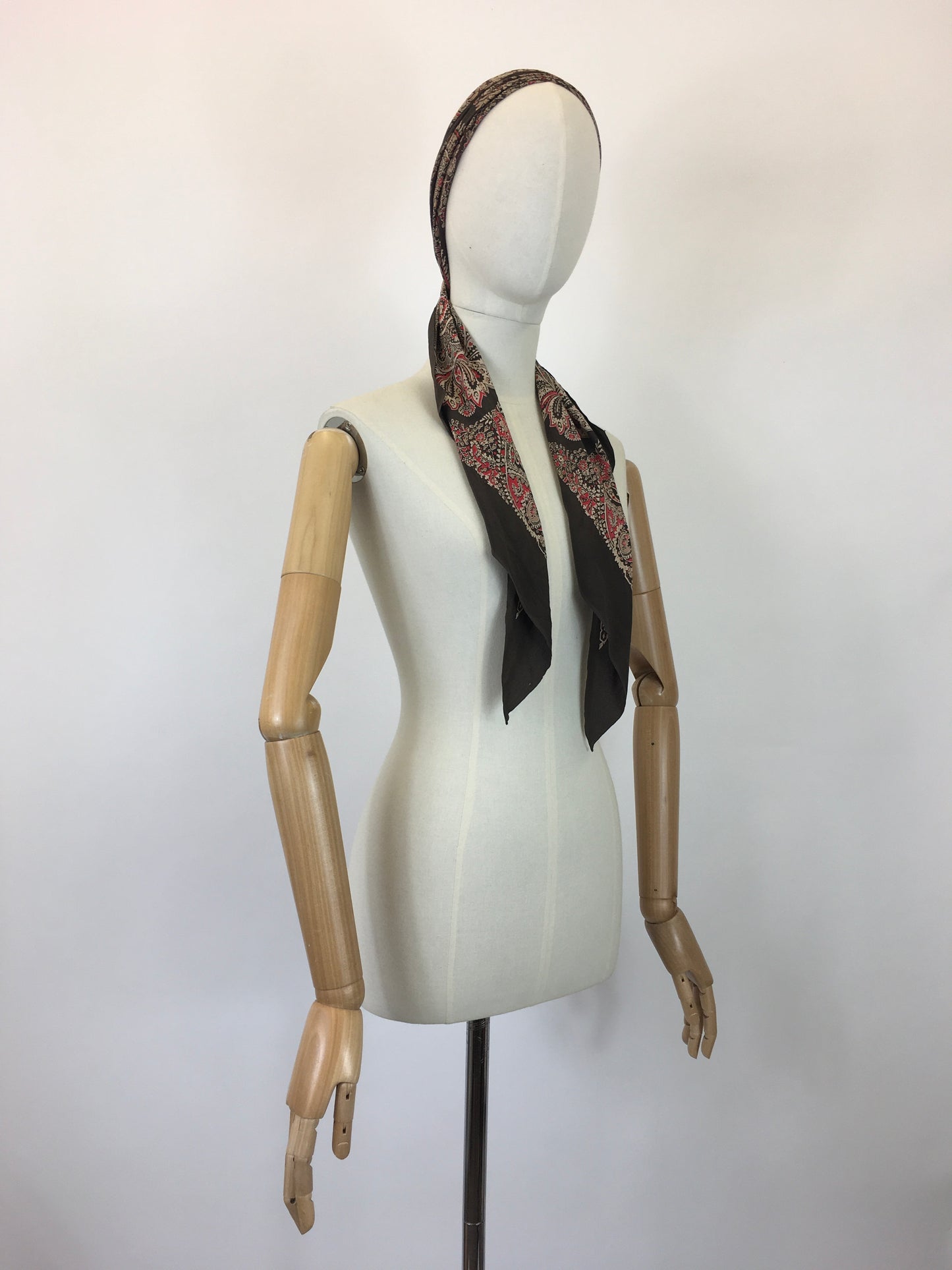 Original 1930's Stunning Deco Pointed Scarf  - In Autumnal Warm Browns, Creams & Berries