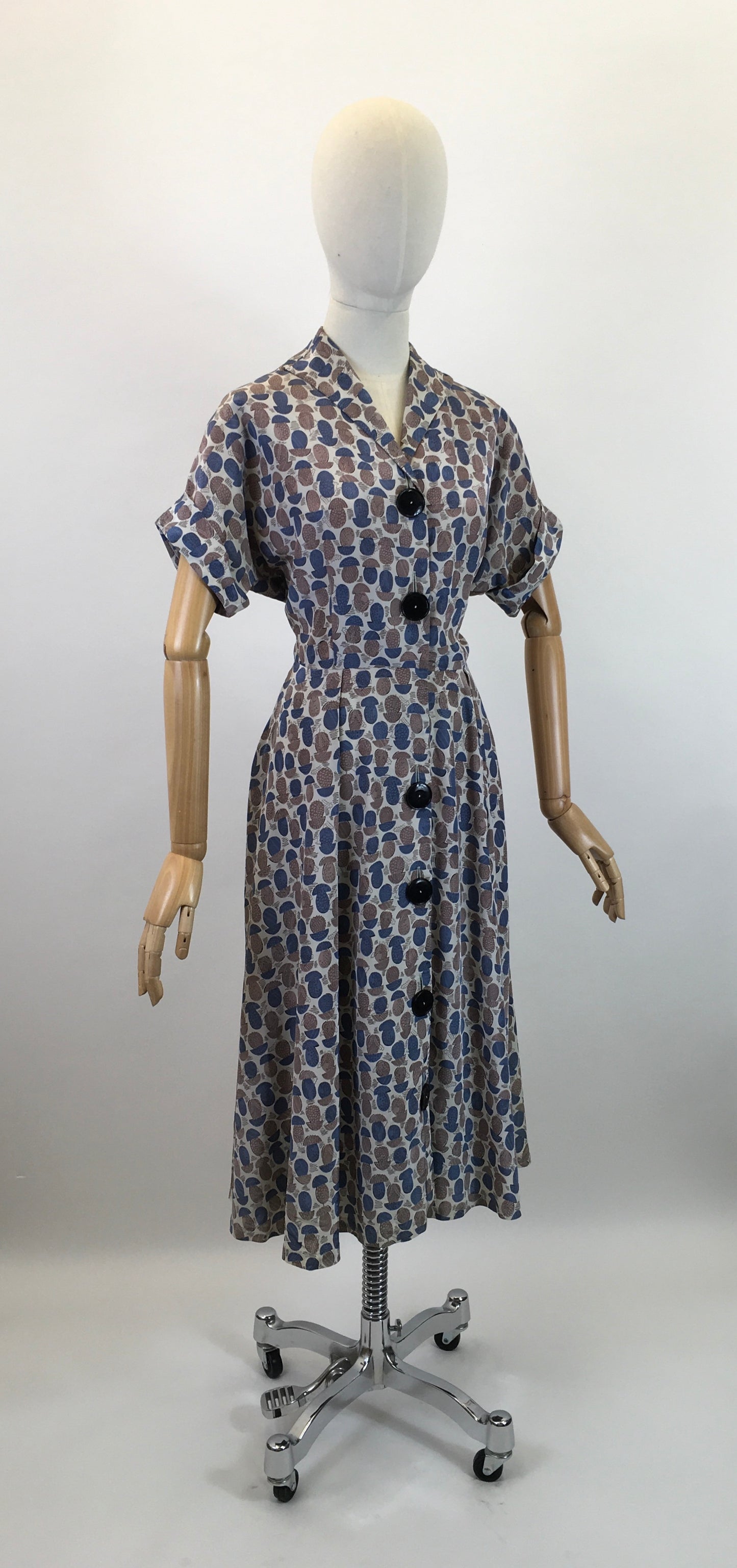 Original 1940's Stunning Novelty Print Crepe De Chine Dress - With Trees & Deer in Fawn & Airforce Blue