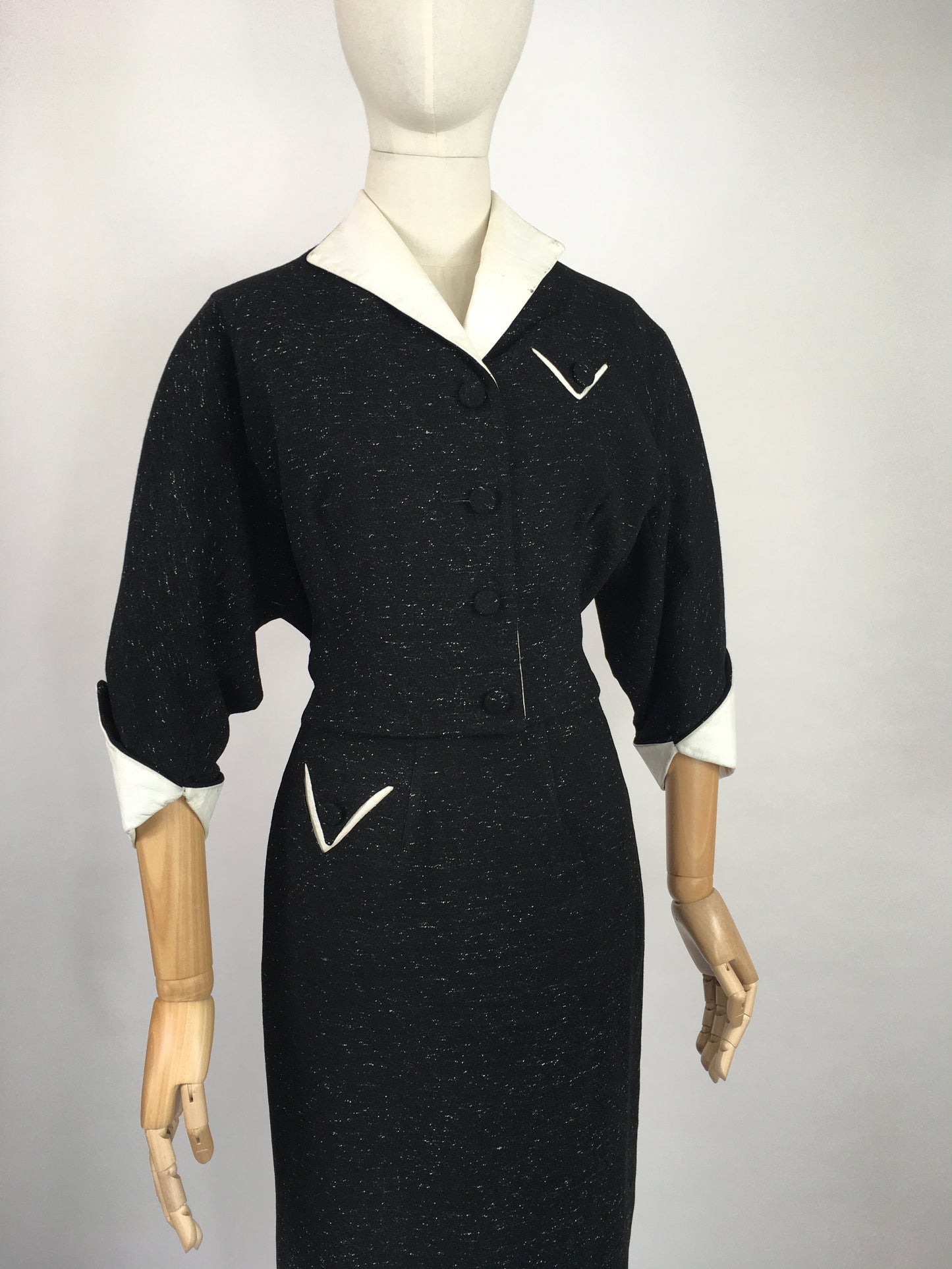 Original 1950s Fabulous 2 pc Suit with Sharp Silhouette - In a Black and White Atomic Fleck with Contrast White Leather Trims