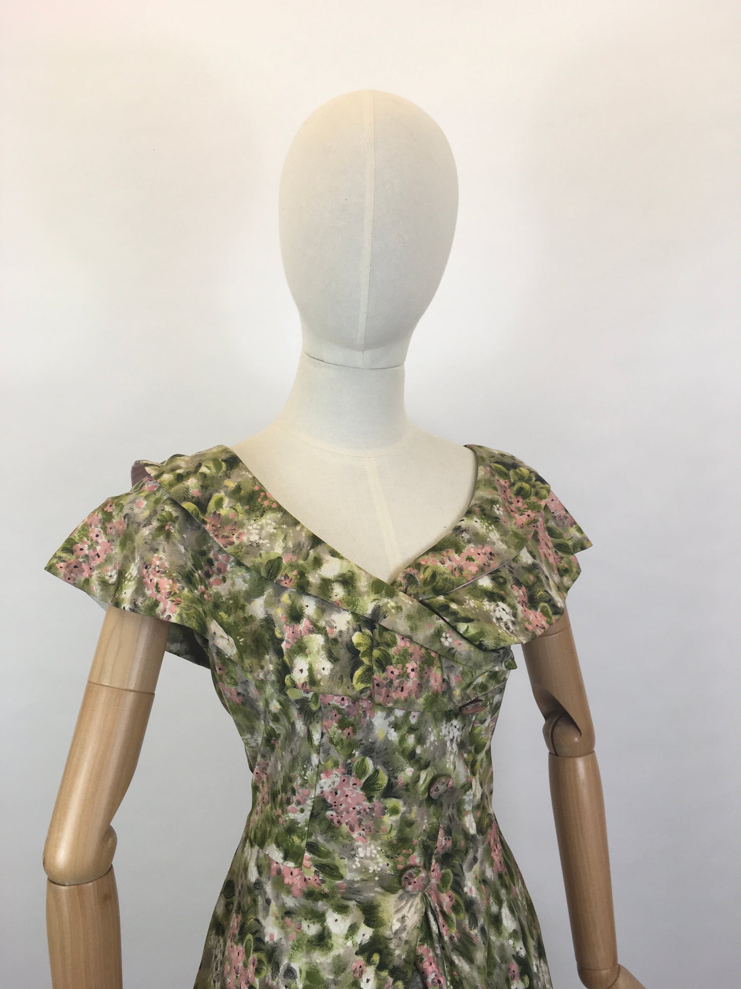 Original 1950’s Stunning Silk Party Frock - In A Beautiful Pink & Green Floral