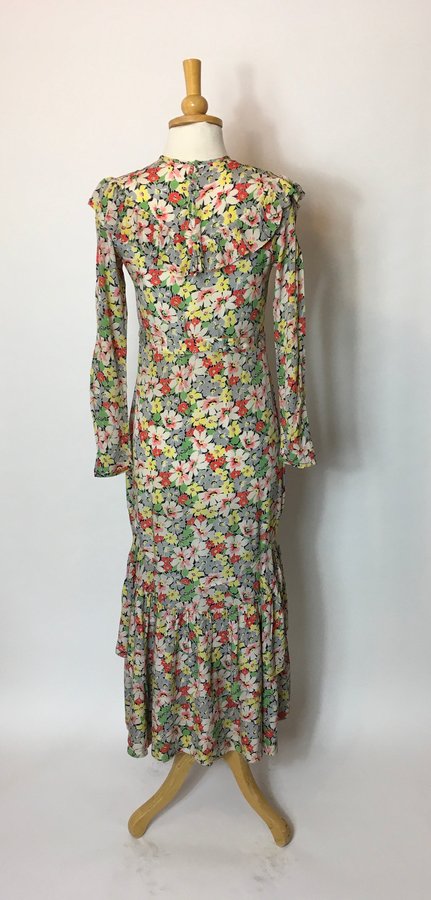 Original 1930s Darling Day Dress In English Meadow Print Selling As Is - Festival of Vintage Fashion Show Exclusive