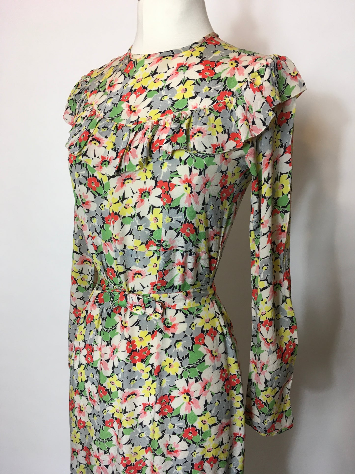 Original 1930s Darling Day Dress In English Meadow Print Selling As Is - Festival of Vintage Fashion Show Exclusive