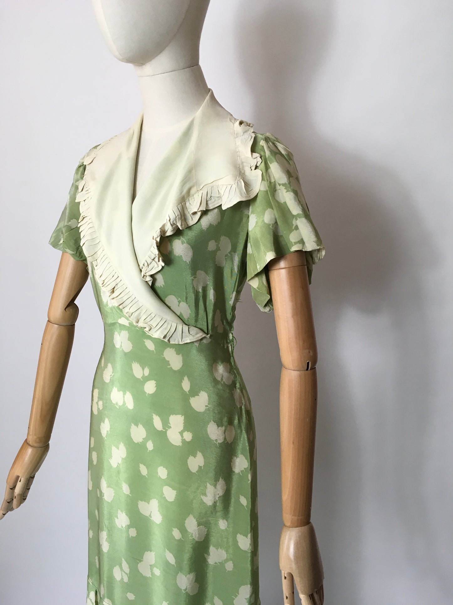 Original 1930’s Exquisite 1930’s Dress with Wrap Bodice and Contrast Collar with Frill Detailing - Festival of Vintage Fashion Show Exclusive