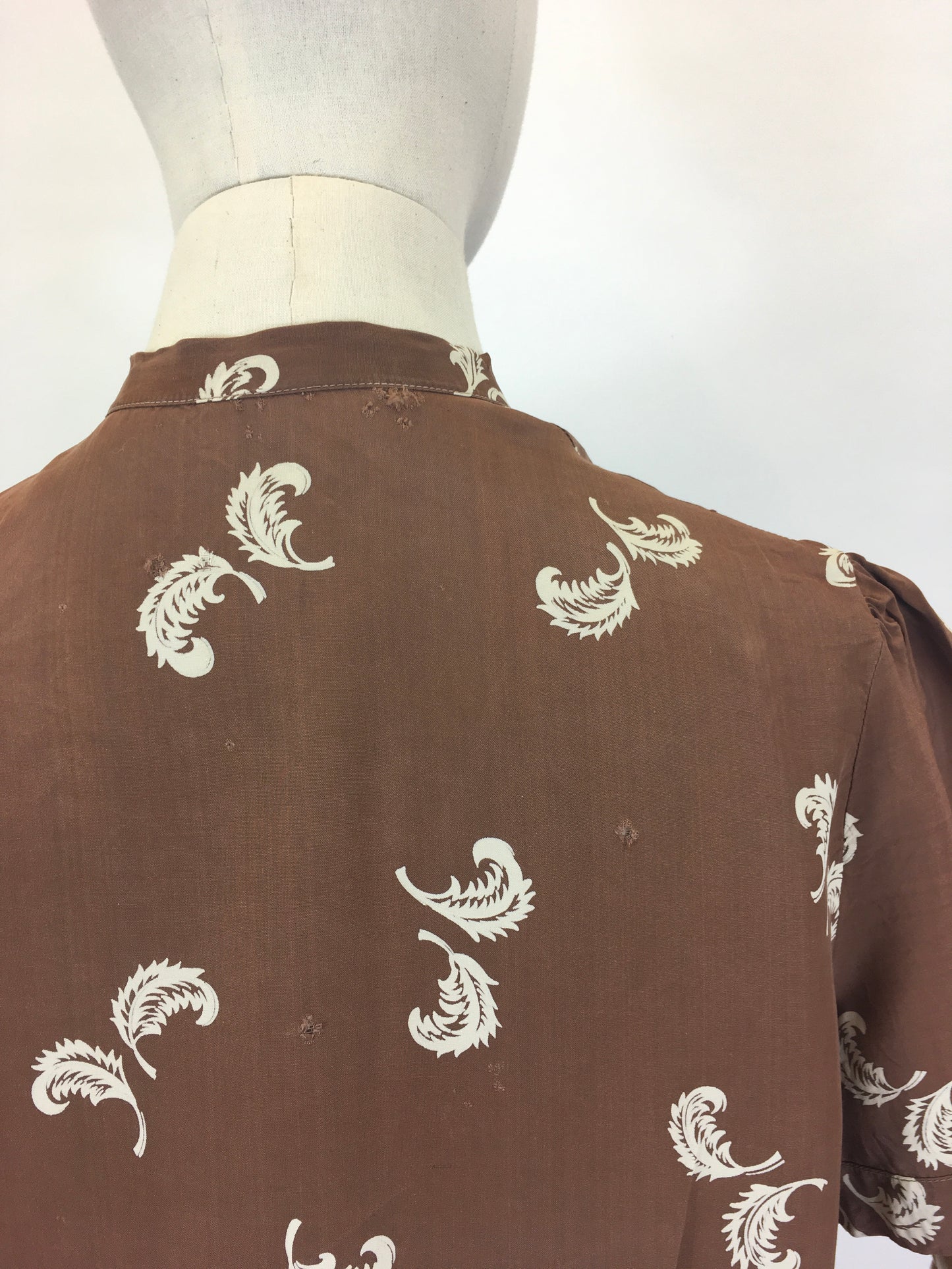 Original 1940’s AS IS Beautiful Rayon Blouse - In a Lovely Brown And White Feather Print