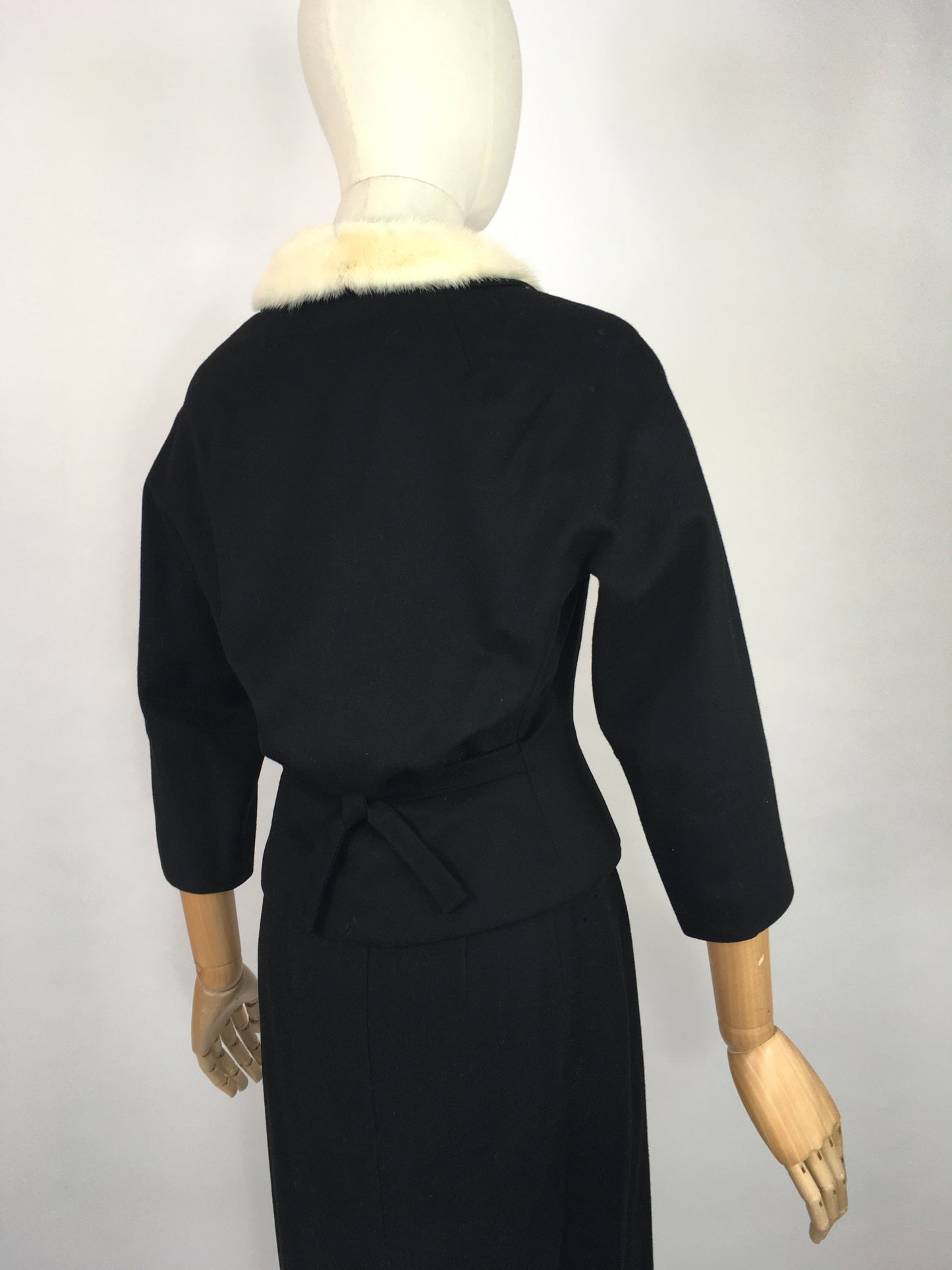 Original Early 1950s 2pc Suit with an Amazing Silhouette  - In a Lovely Black Wool with Contrast White Mink Fur Trim