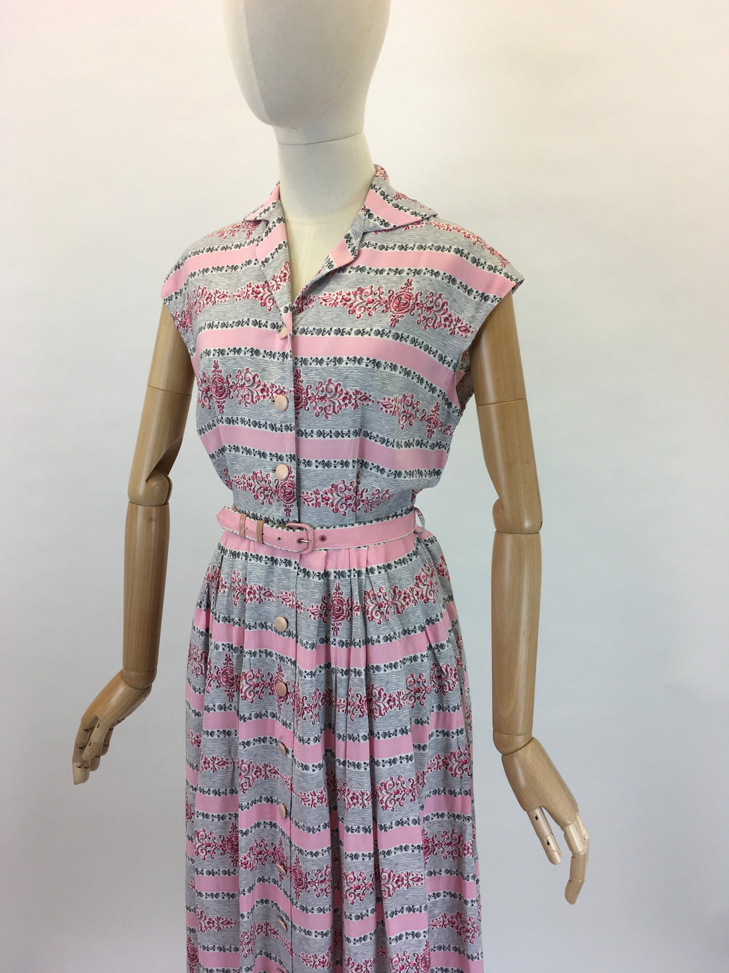 Original 1950s St. Michael Cotton Day Dress - In a lovely Pink and Grey Print