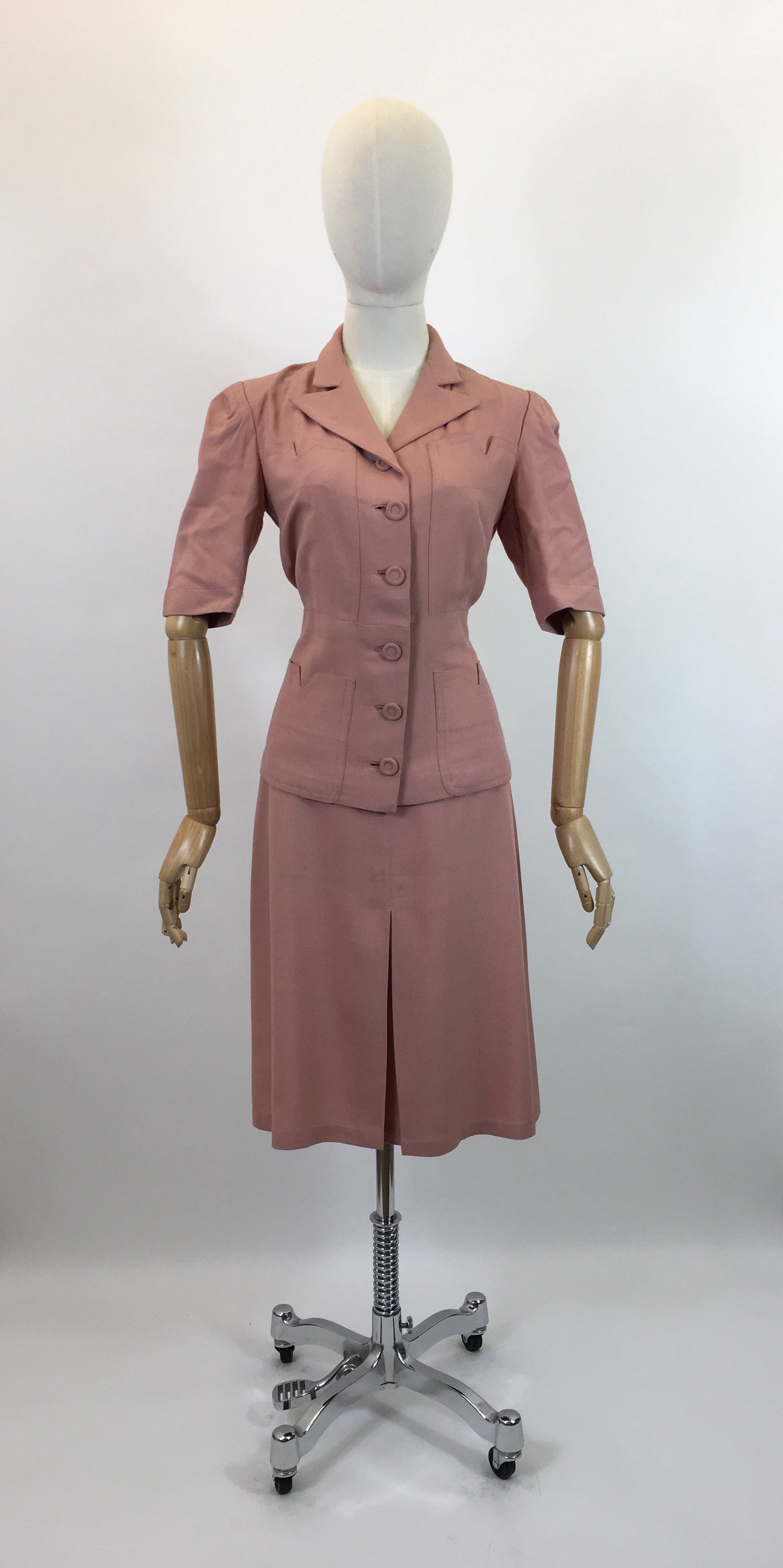 Original 1940's 2pc Linen Summer Suit - In A Powdered Pink