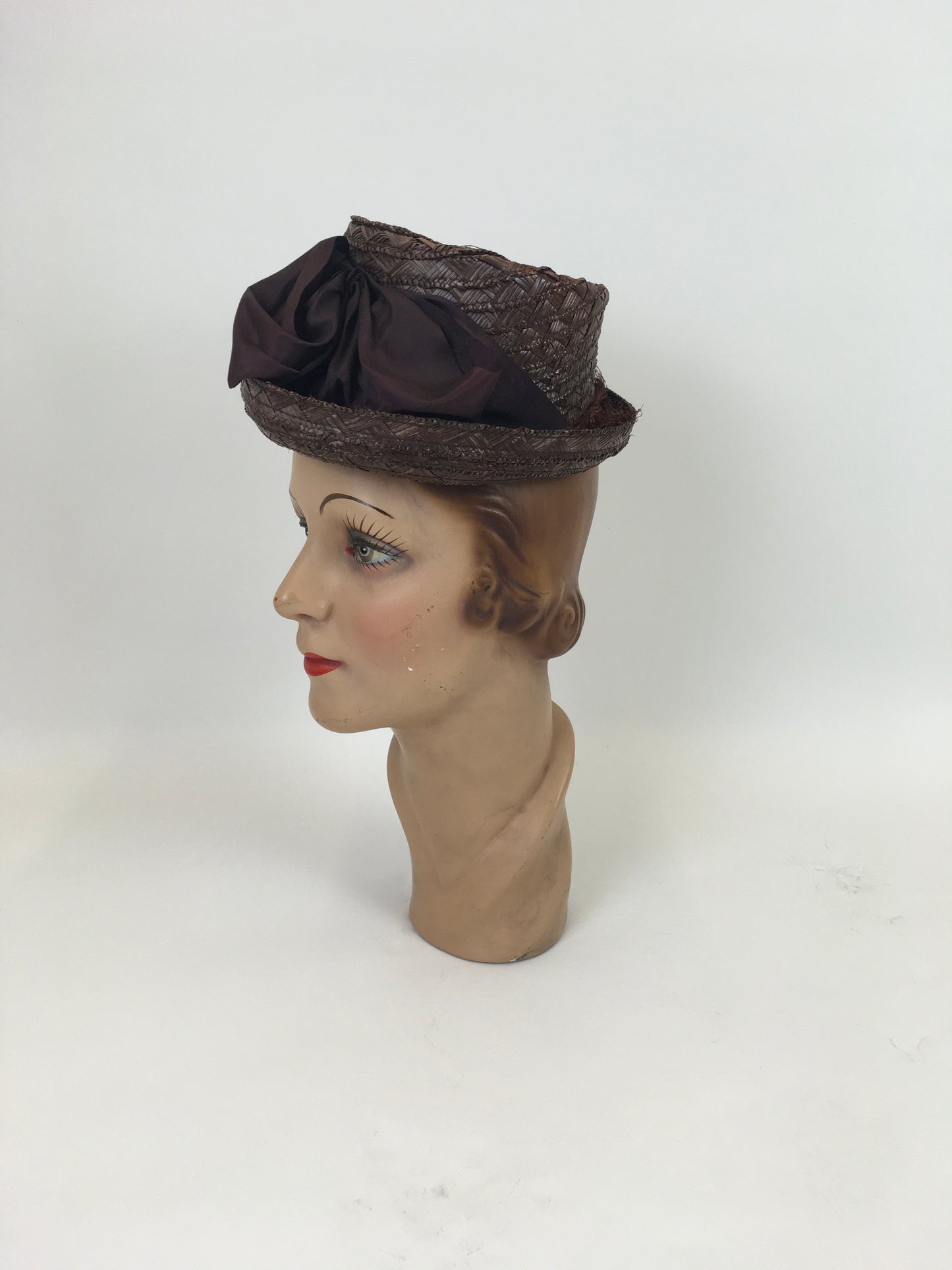 Original Fabulous 1940’s American Tilt Topper Hat - In Chocolate Brown
