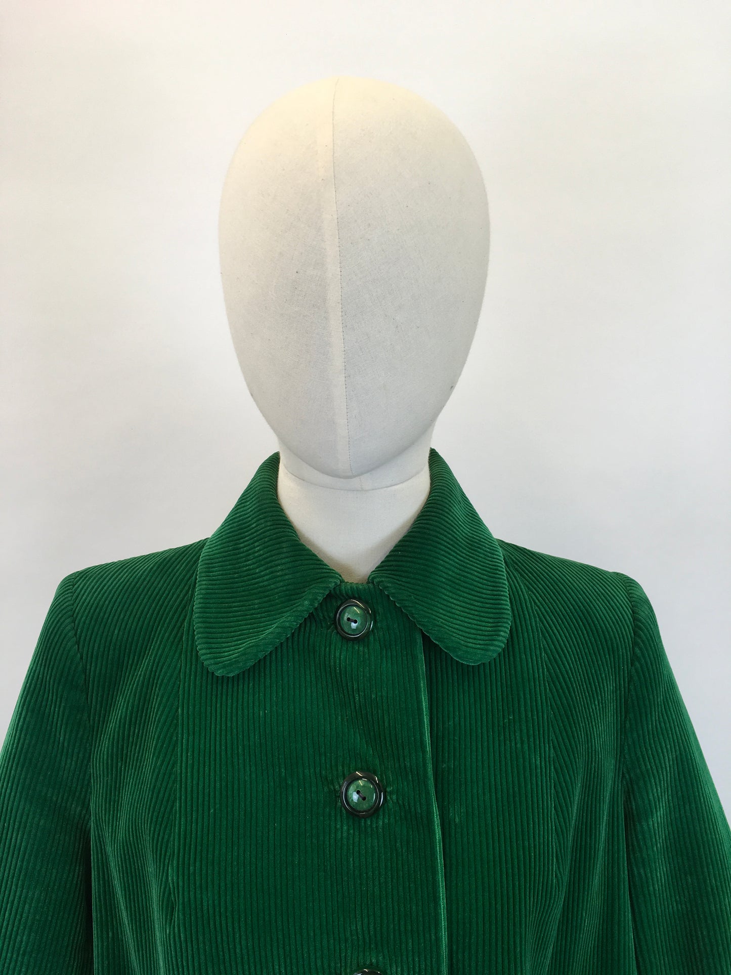 Original 1940's Needlepoint Corduroy Swing Coat - In An Exquisite Emerald Green