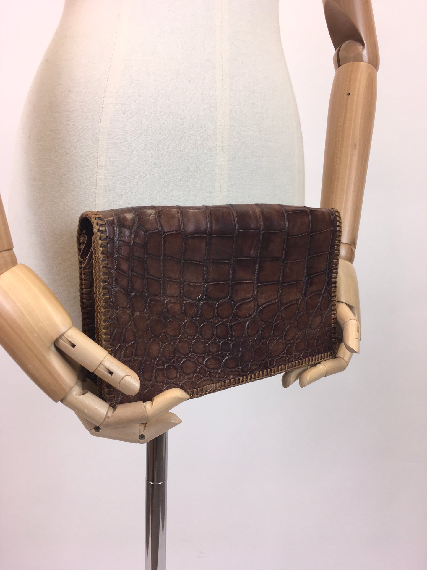 Original 1930's Classic Leather Clutch Handbag - With Handy Internal Compartments