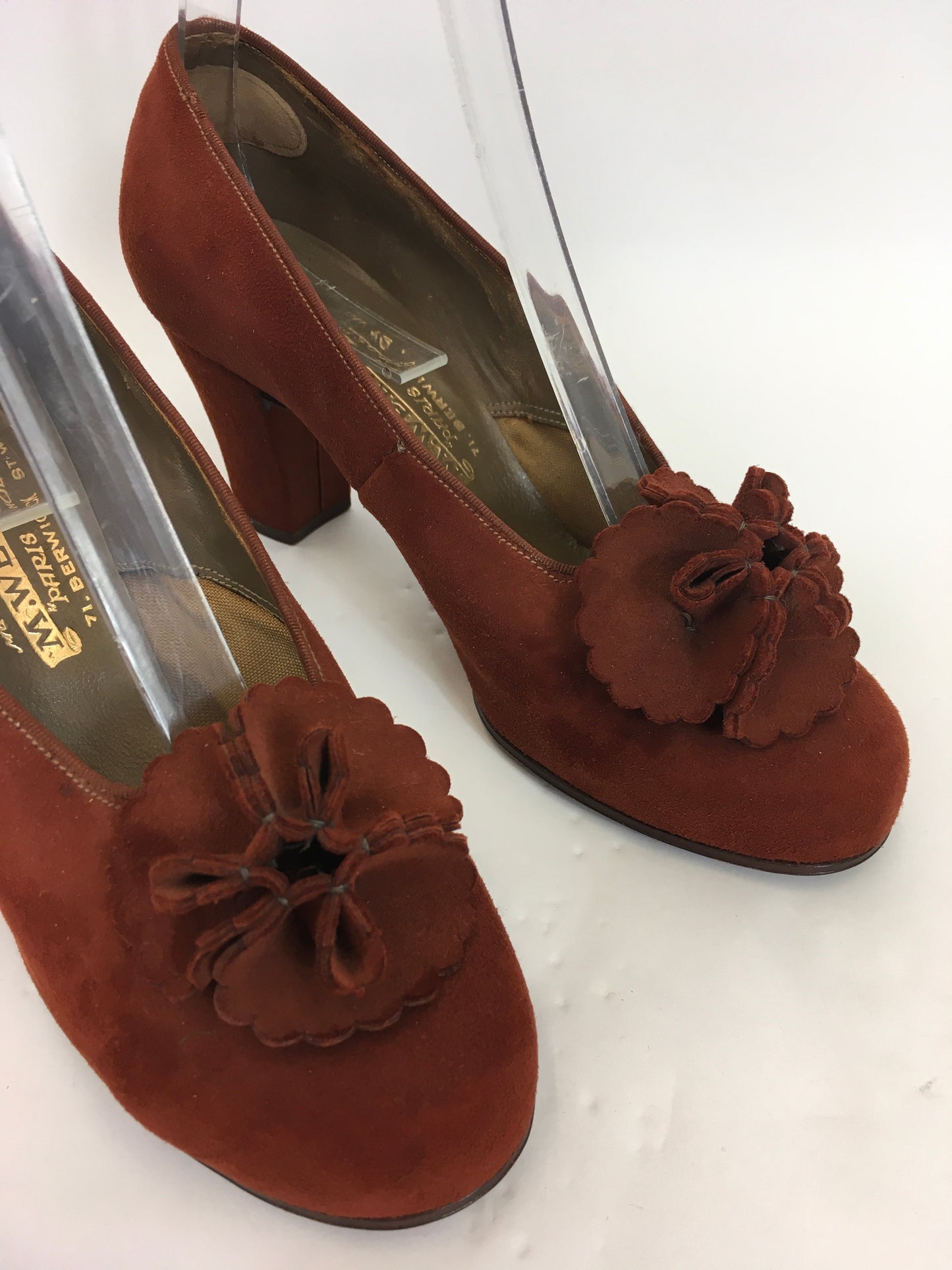 Original 1940's Sensational Suede Shoes In Warm Rust - With Petal Front