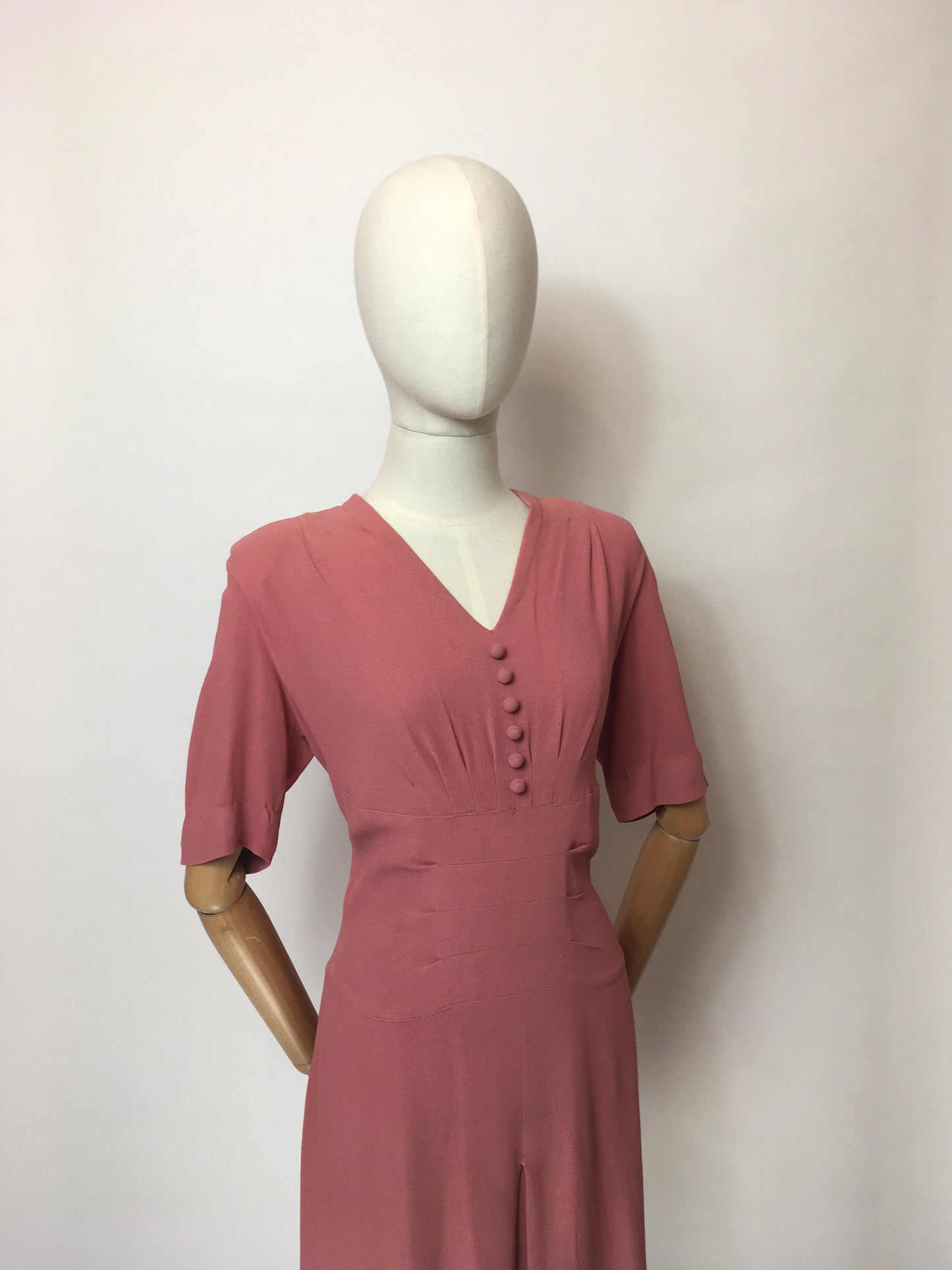 Original 1940’s Rose Pink Crepe Dress - Lovely Panelled Waist Detailing