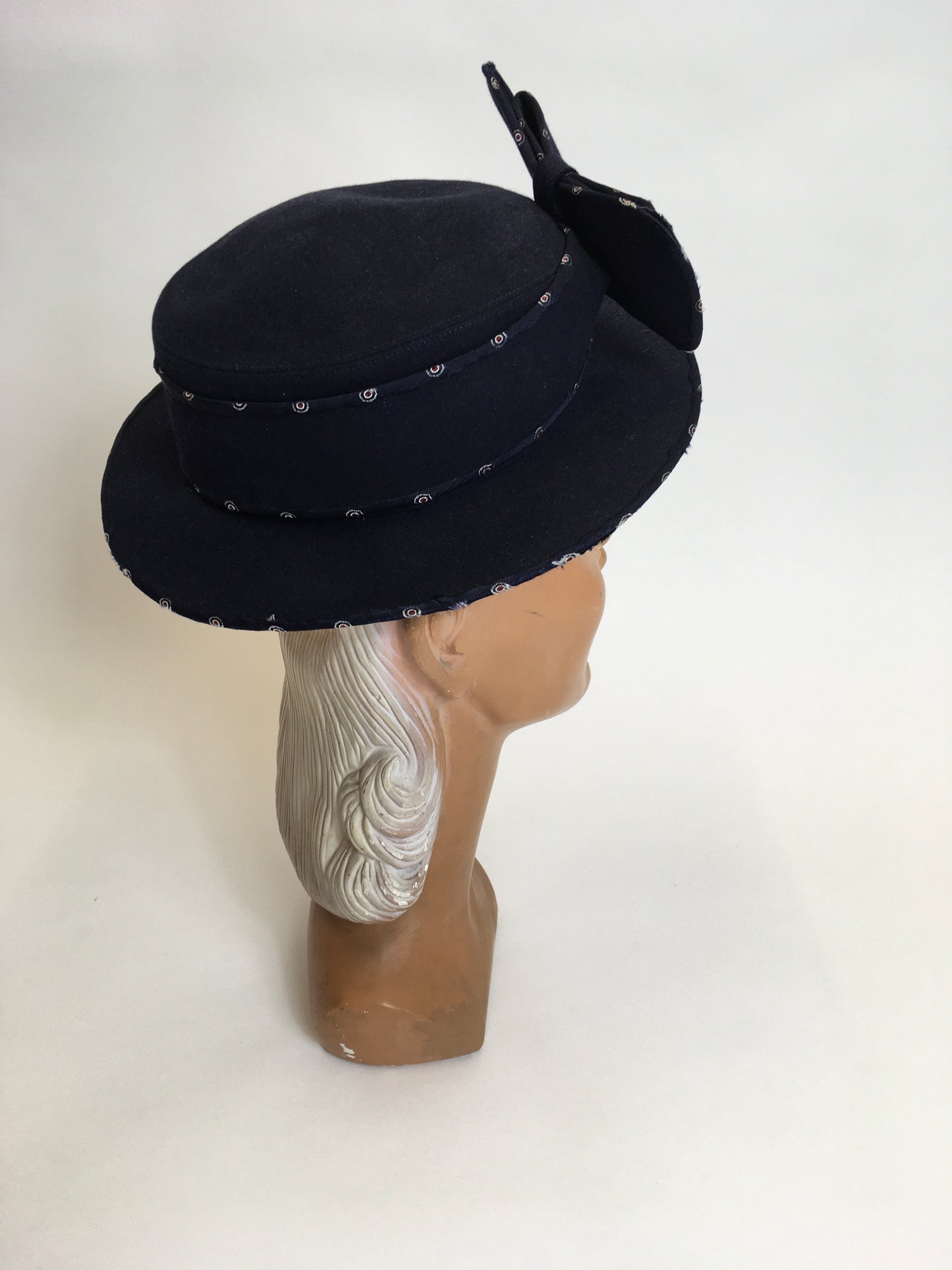 Original late 1930’s Marshall & Snelgrove Hat - Huge Bow Adornment with Fabric Trim