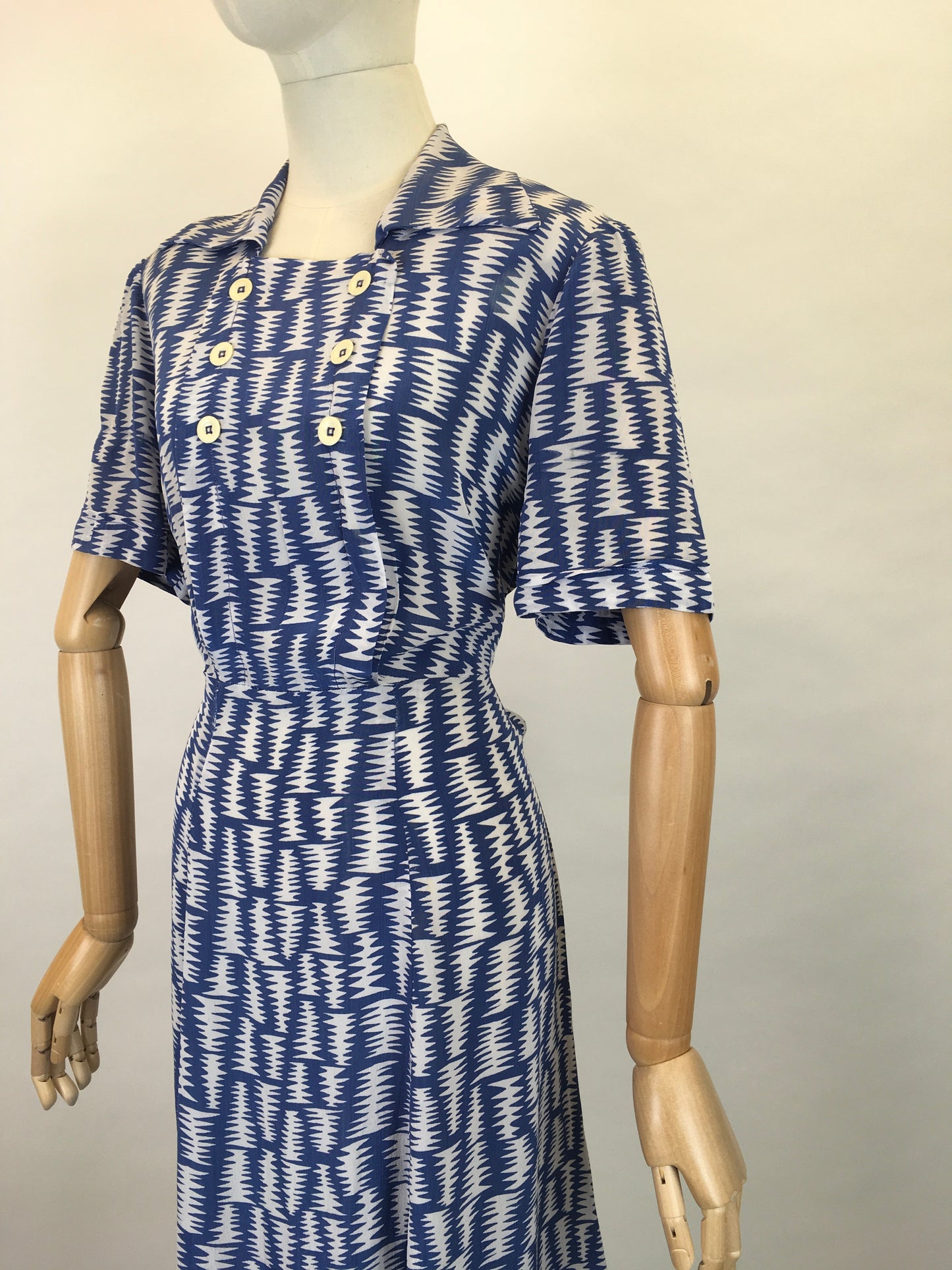 Original 1940s Blue & White Day Dress - Made From a Beautiful Fine Sheer Crepe