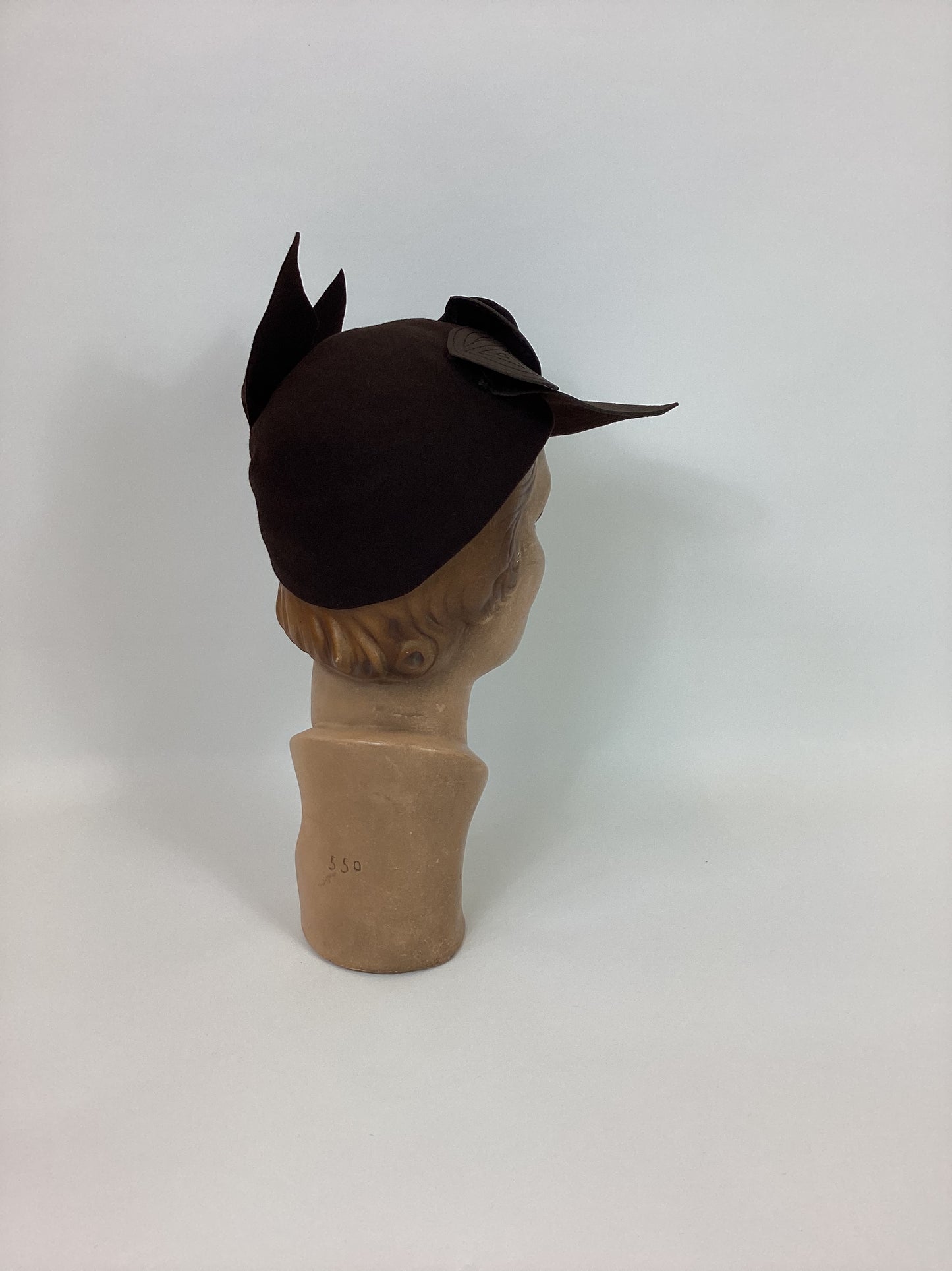 Original 1930’s Sensational Hat in Chocolate Brown - With Deco Stitching