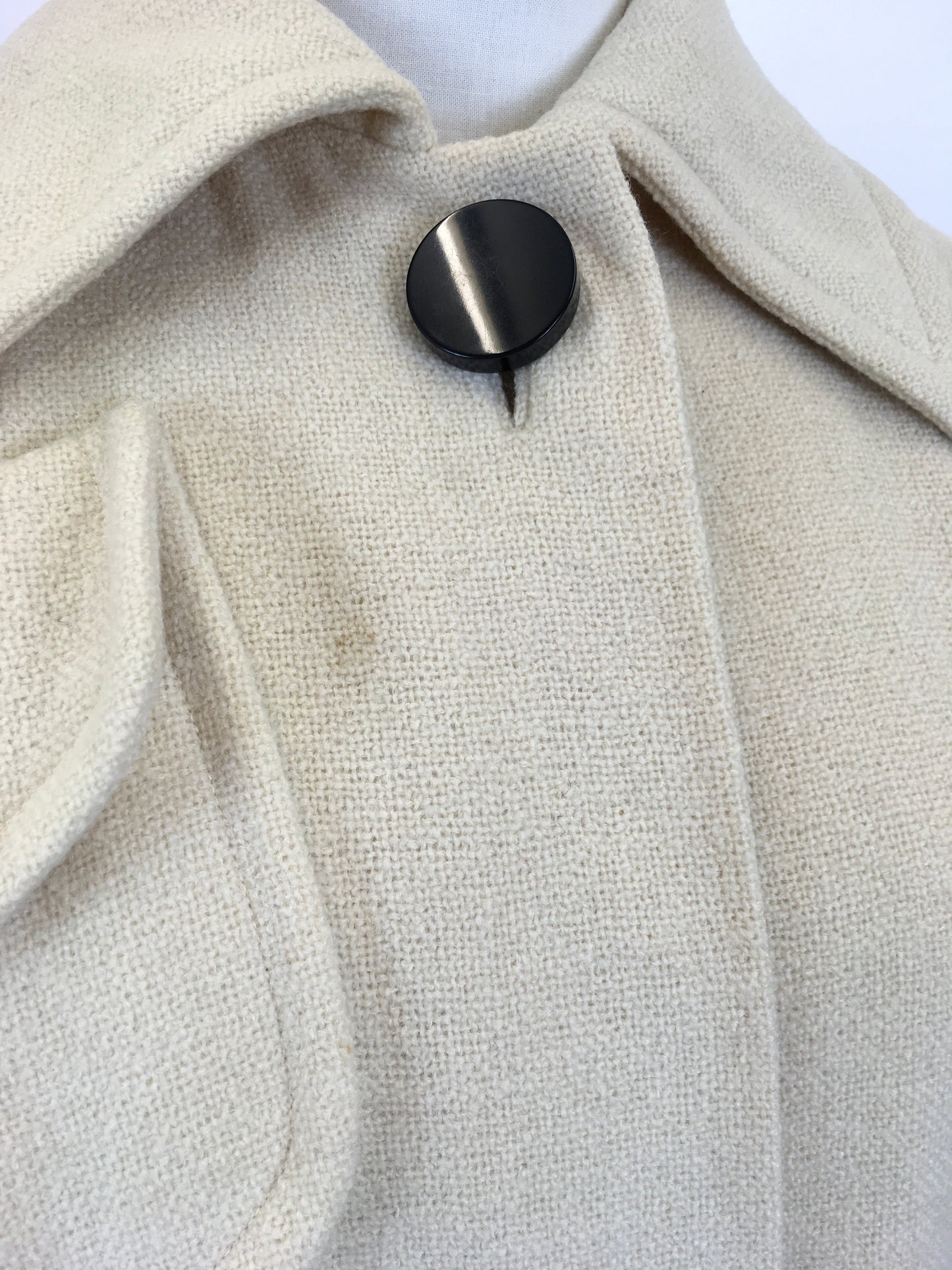 Original 1940’s STUNNING Cream Woollen Coat - With The Most Fabulous Shape & Detailing