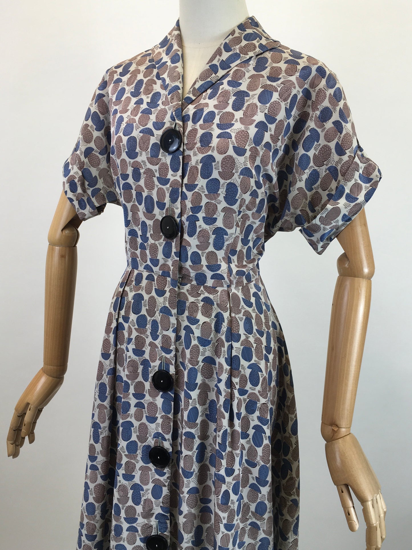 Original 1940's Stunning Novelty Print Crepe De Chine Dress - With Trees & Deer in Fawn & Airforce Blue