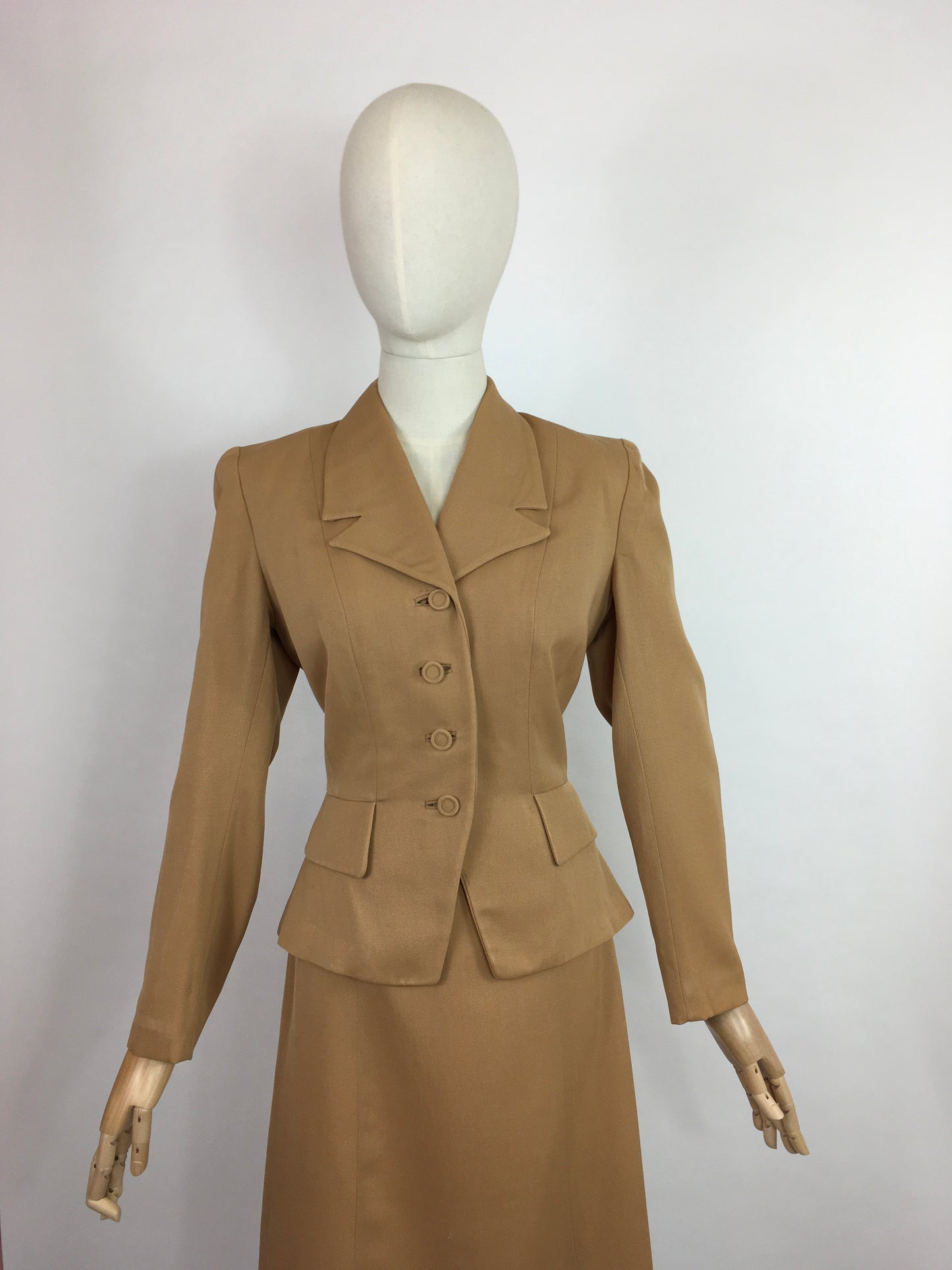 Original 1940’s 2 piece suit In A Lovely Soft Caramel Garbadine - With Amazing Arrow and Button Detailing
