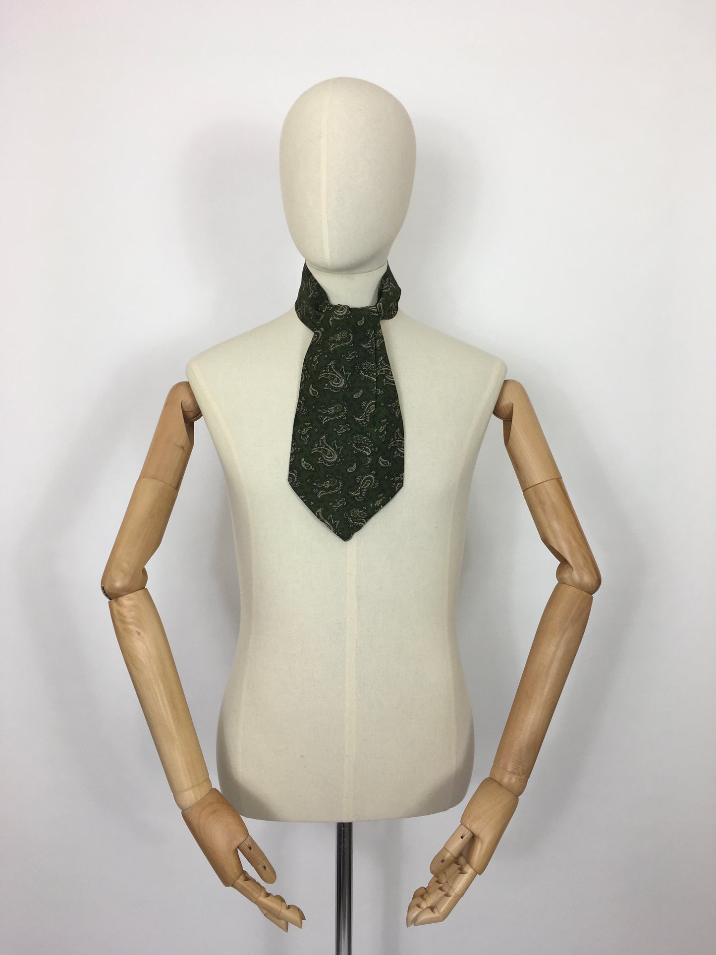 Original Men’s ‘ All Silk’ Cravat - In a Fabulous Forest Green with Cream and Yellow Paisley