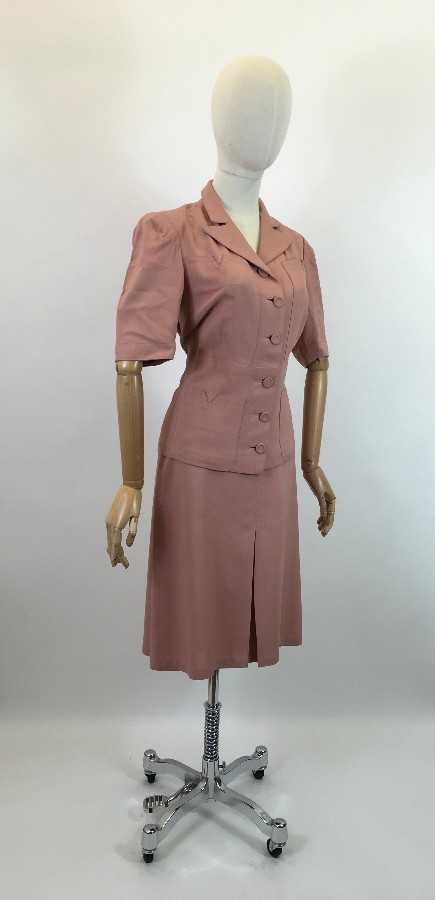 Original 1940's 2pc Linen Summer Suit - In A Powdered Pink