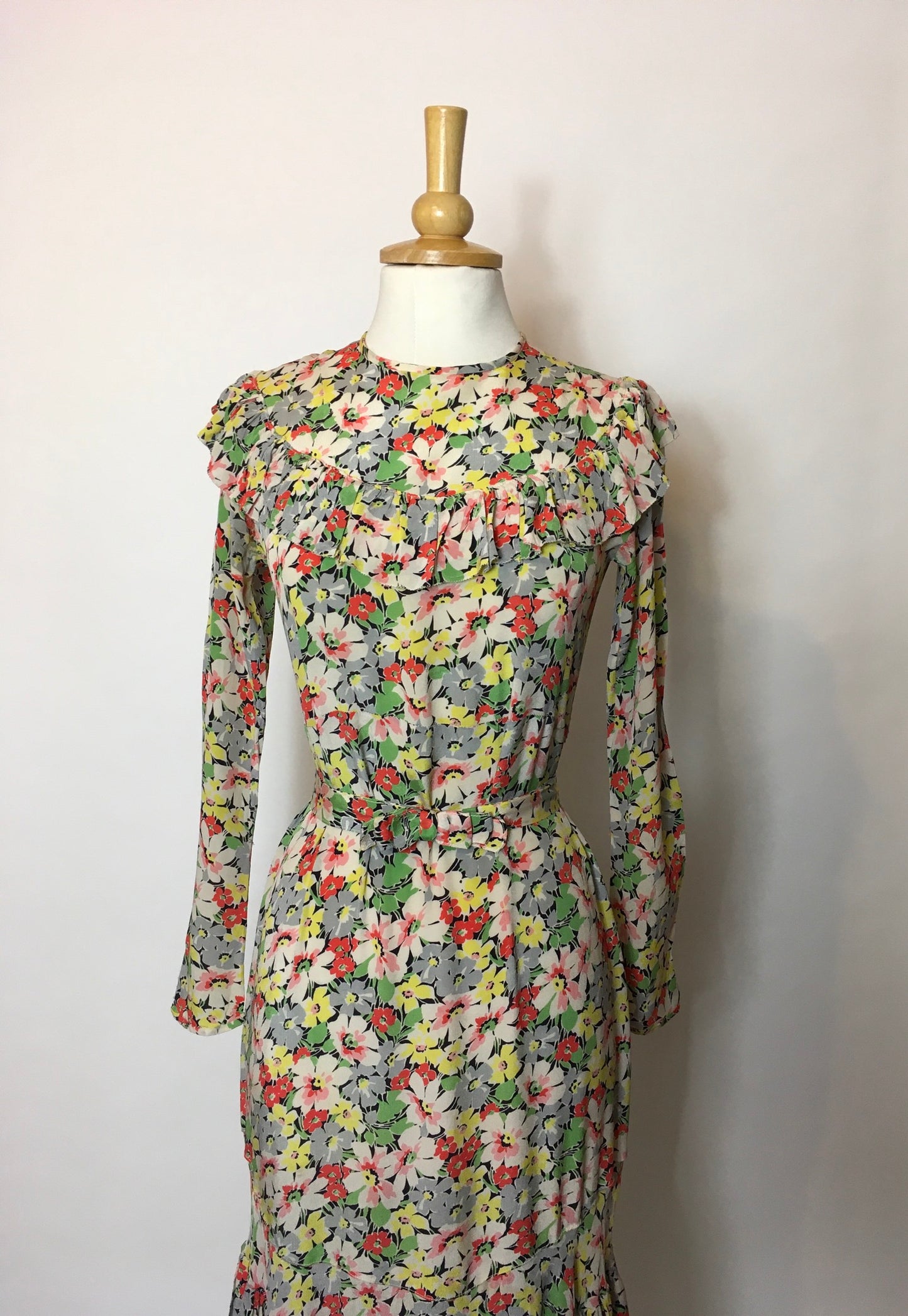 Original 1930s Darling Day Dress In English Meadow Print Selling As Is - Festival of Vintage Fashion Show Exclusive