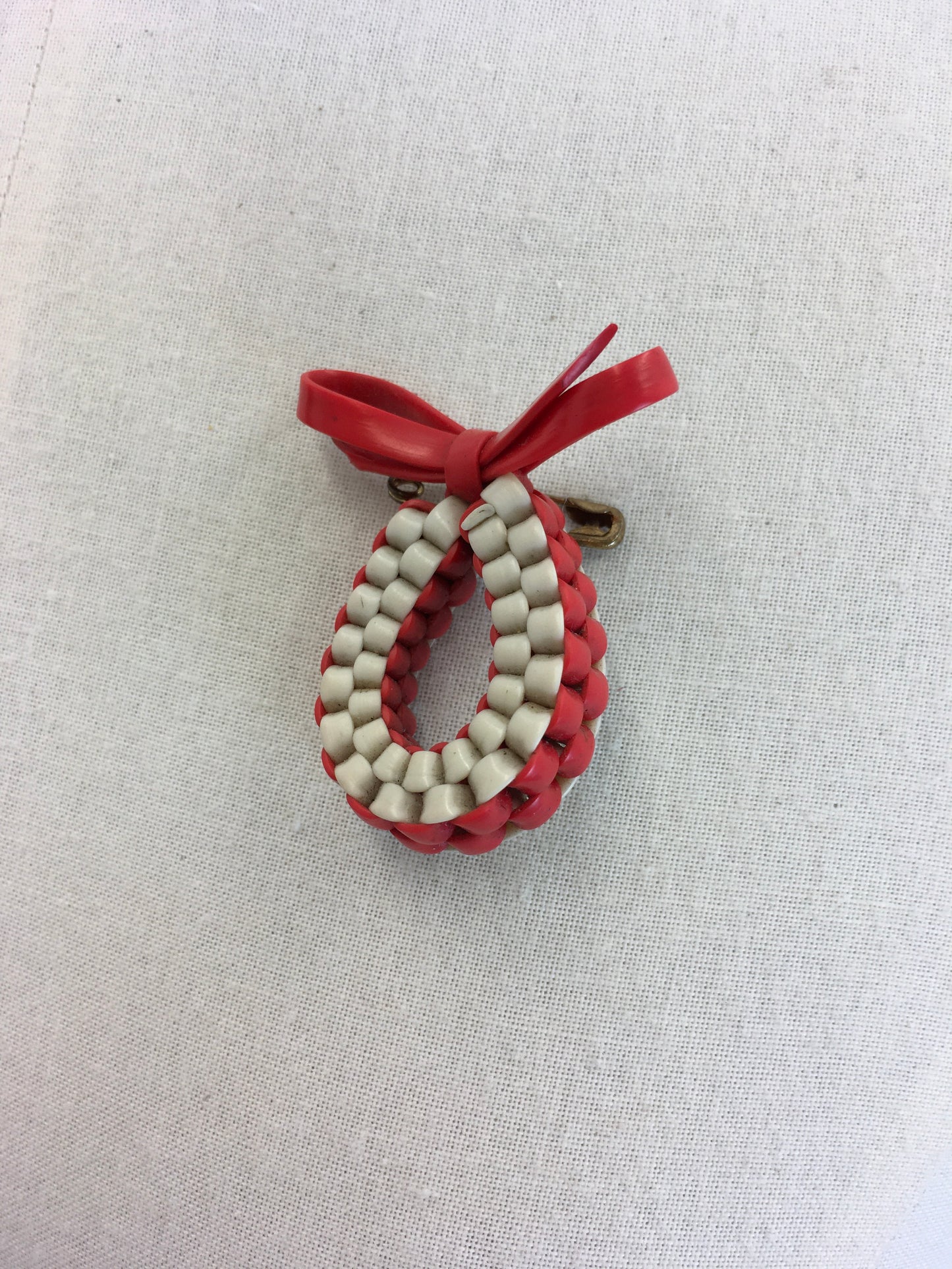 Original 1940’s Make Do and Mend Telephone Cord Brooch - In Red and White