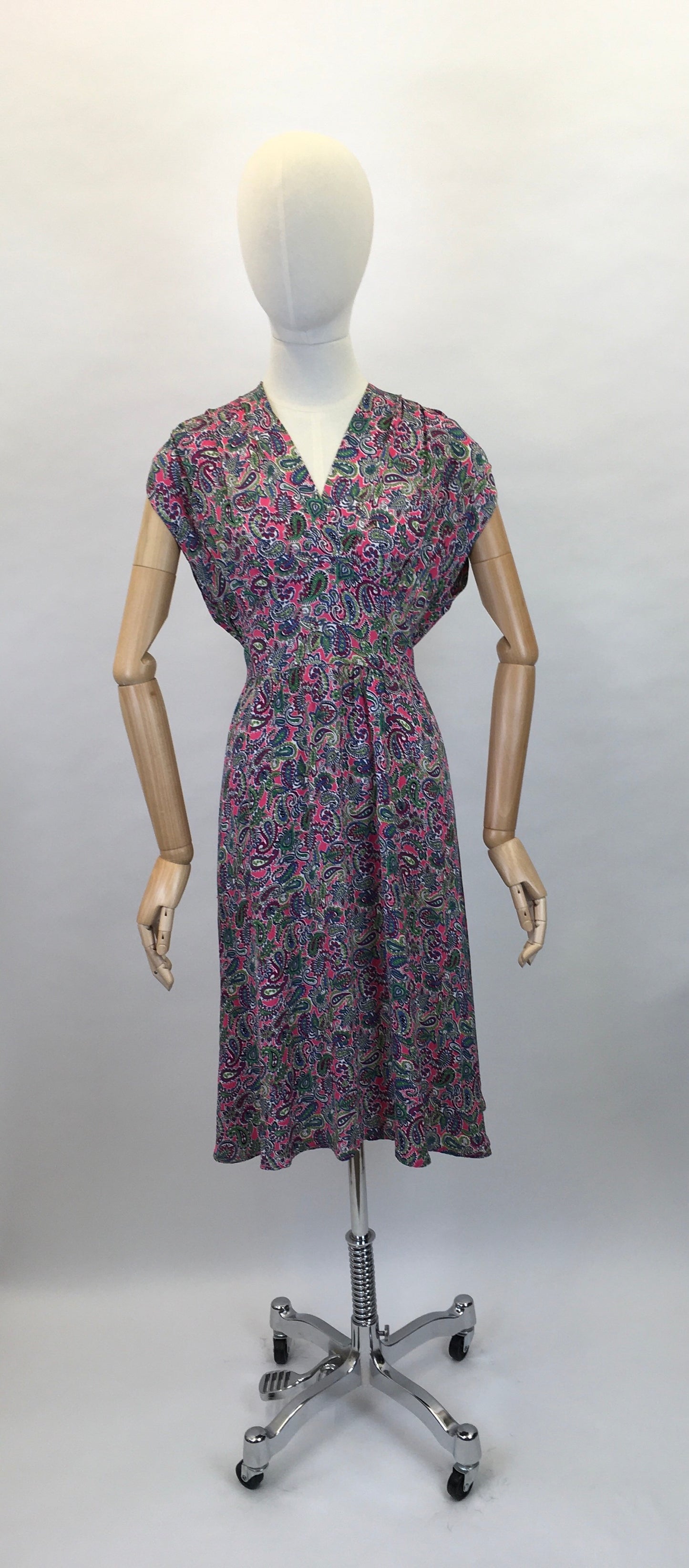 Original Late 1940s Day Dress - In a Beautiful Bright Paisley Rayon Crepe