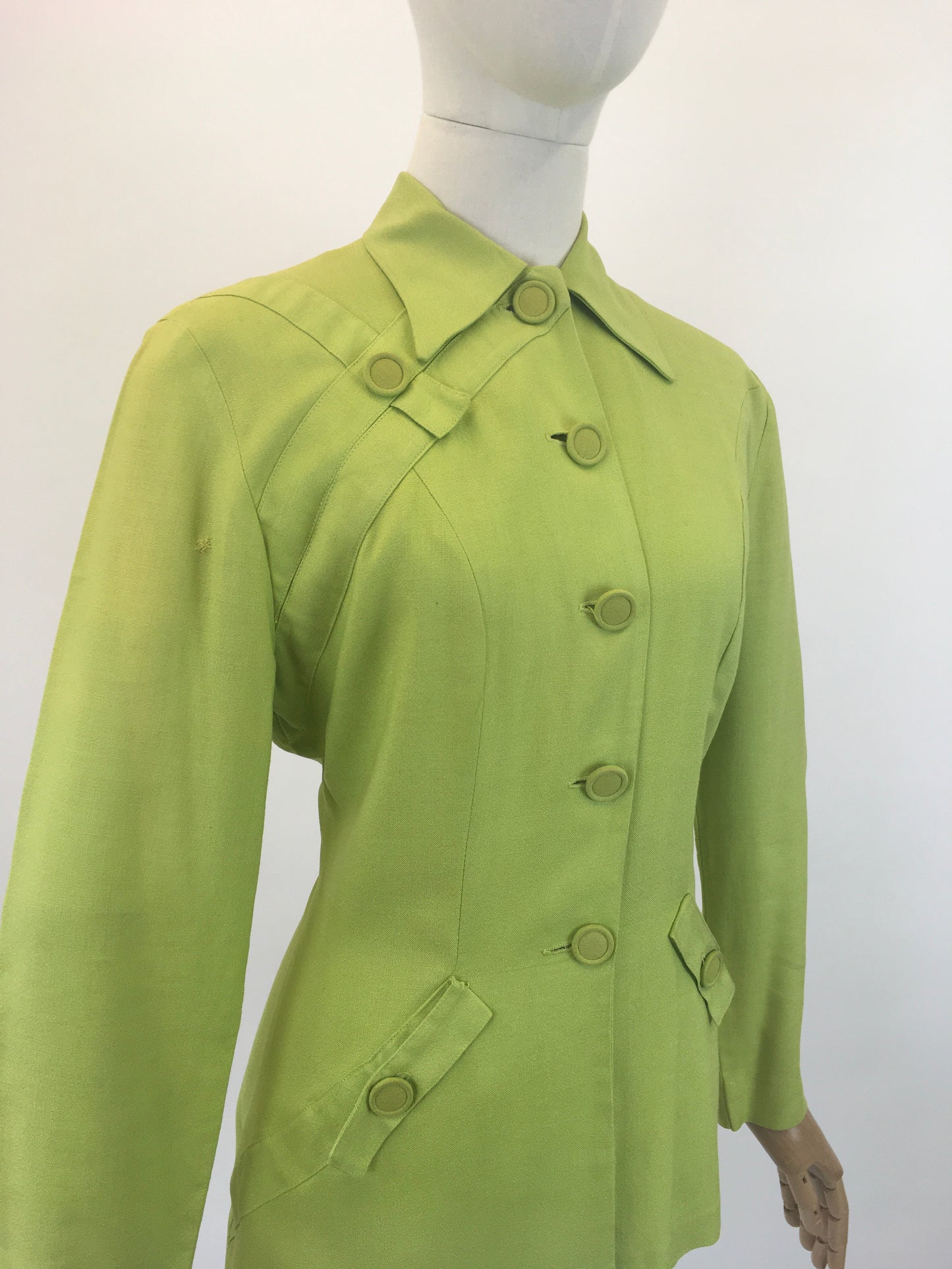 Original 1940's Fabulous Linen Jacket - In A Bright Chartreuse With Lovely Details