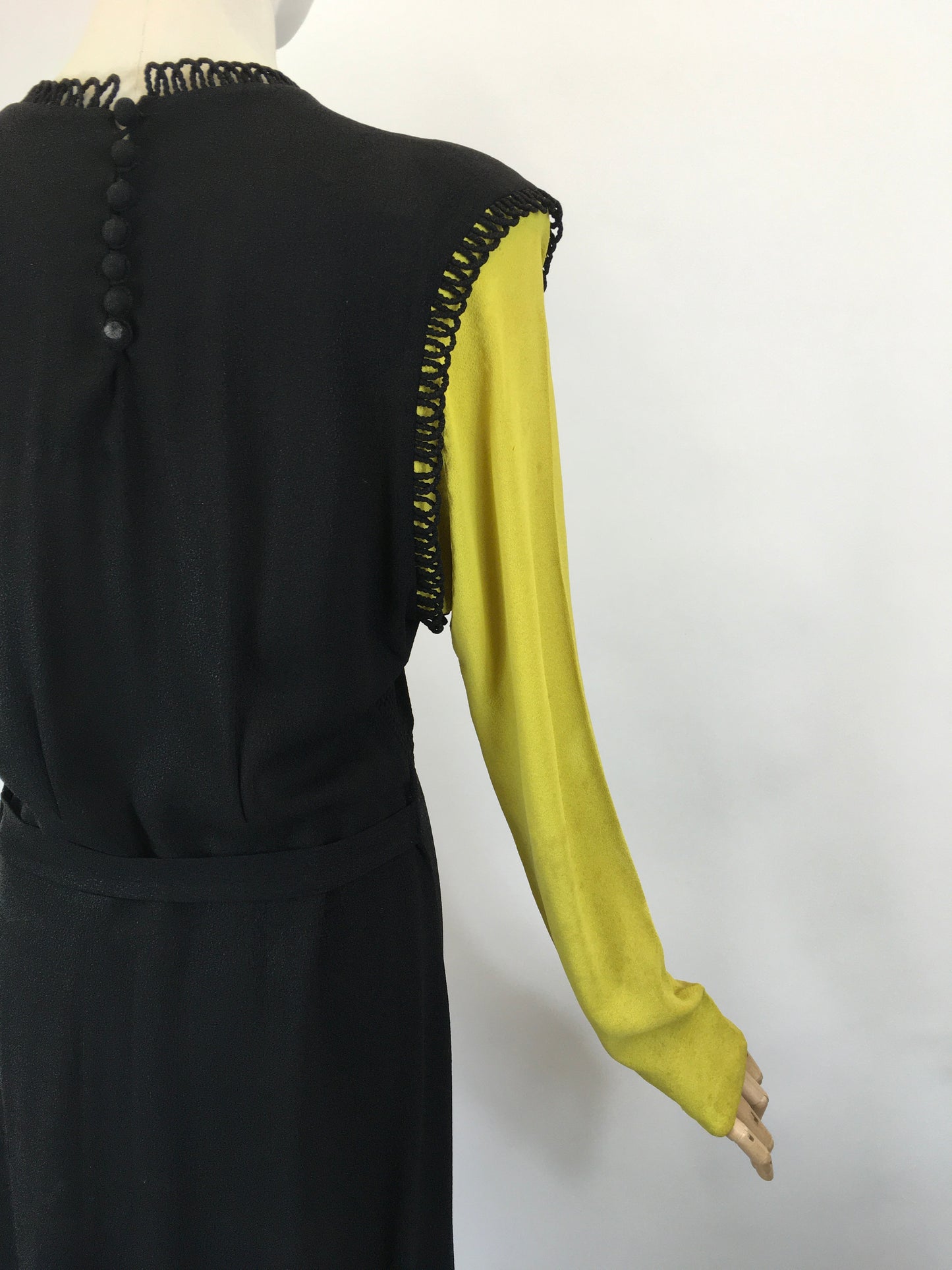 Original 1940’s Sensational Colour Block Rayon Crepe Dress - In Black & Chartreuse With Sequin Embellishment