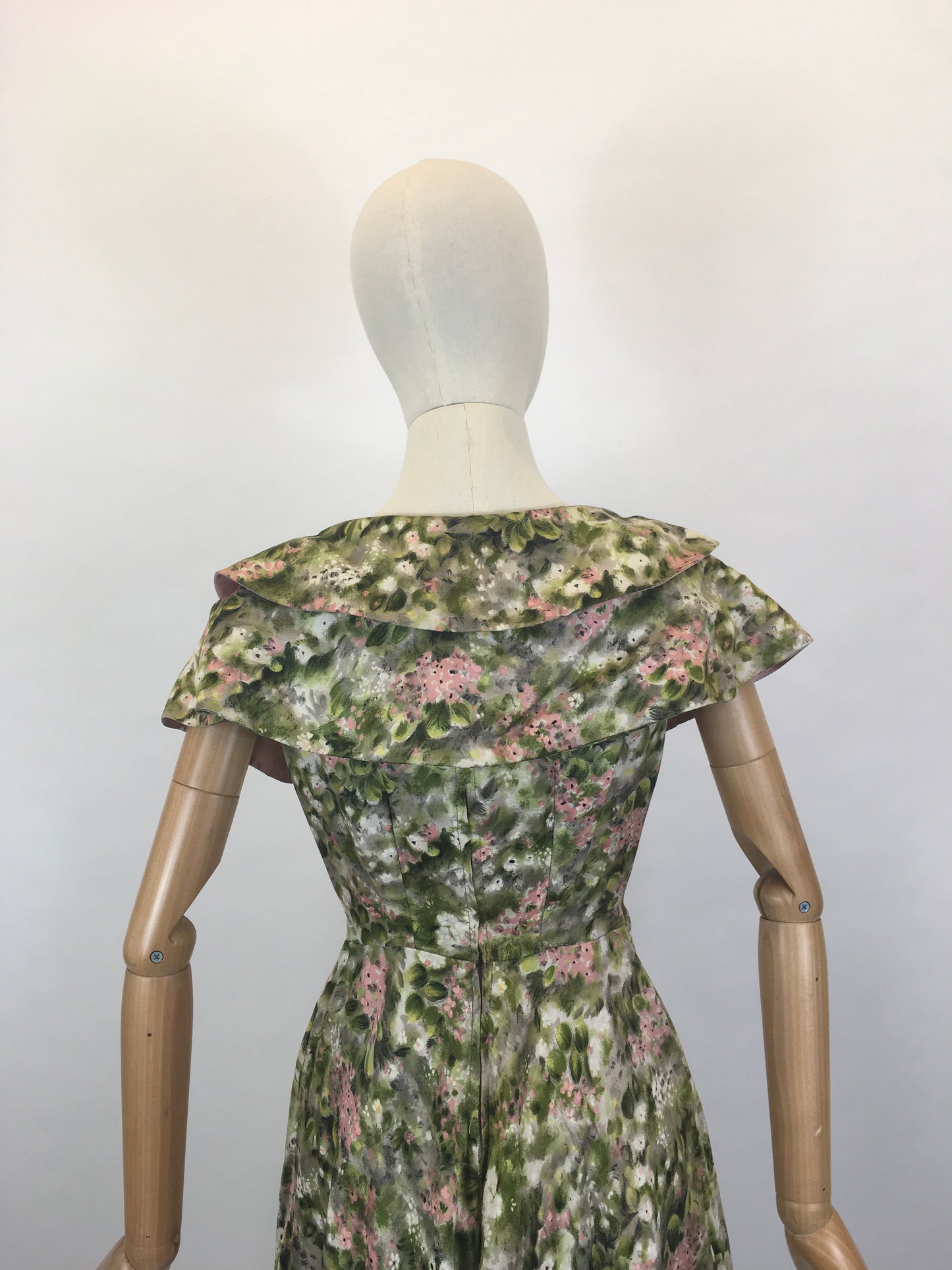 Original 1950’s Stunning Silk Party Frock - In A Beautiful Pink & Green Floral