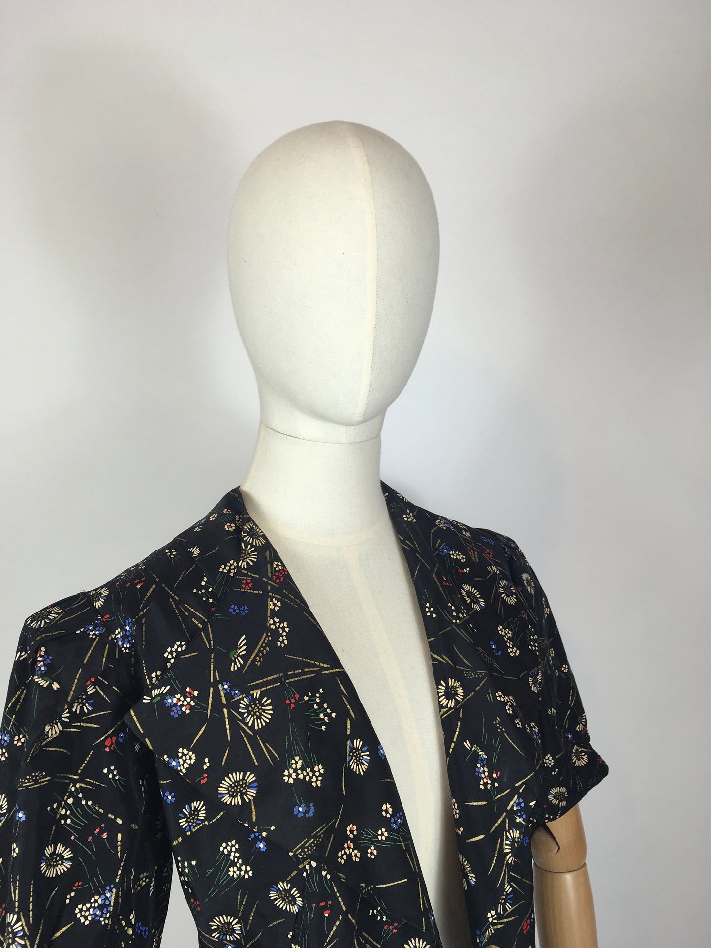 Original 1930’s Exquisite Handpainted Floral Jacket - British Made by ‘ Bermella’ Label