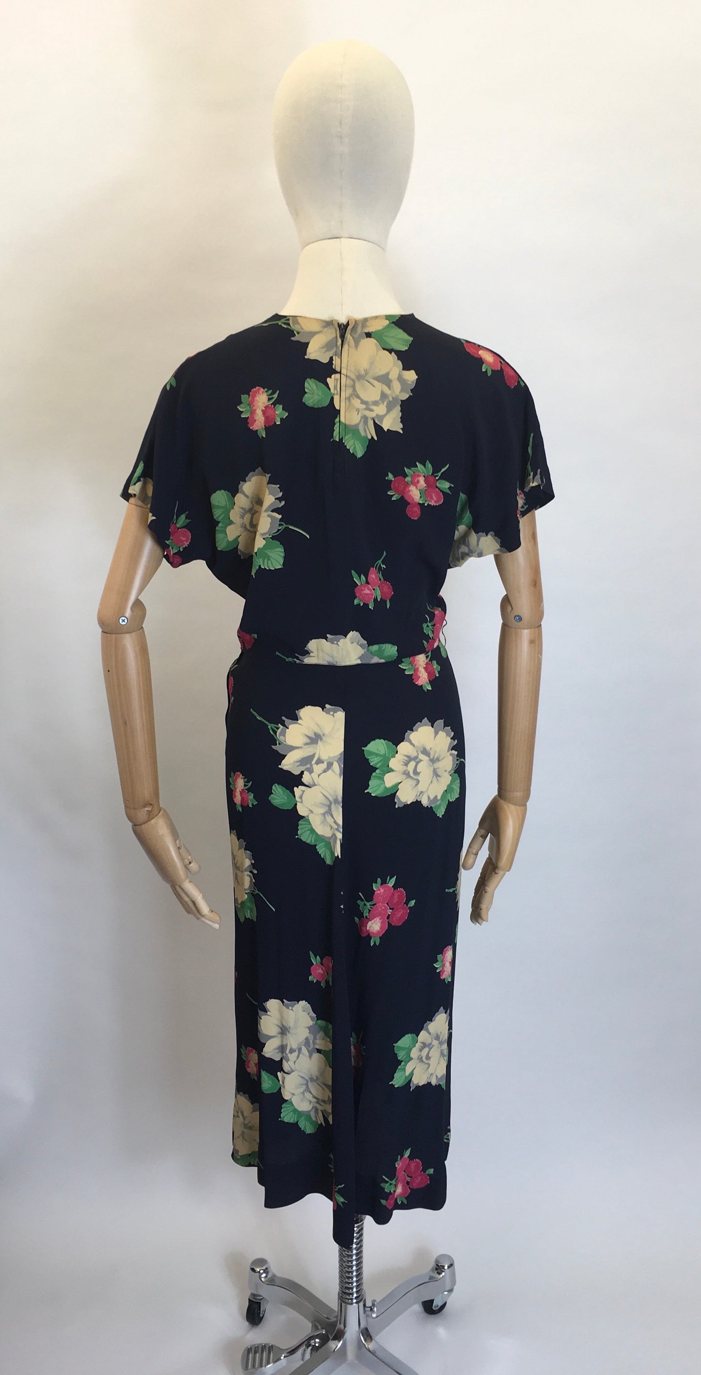 Original 1940's Stunning Floral Rayon Dress - Darling Whimsical Colour Pallet