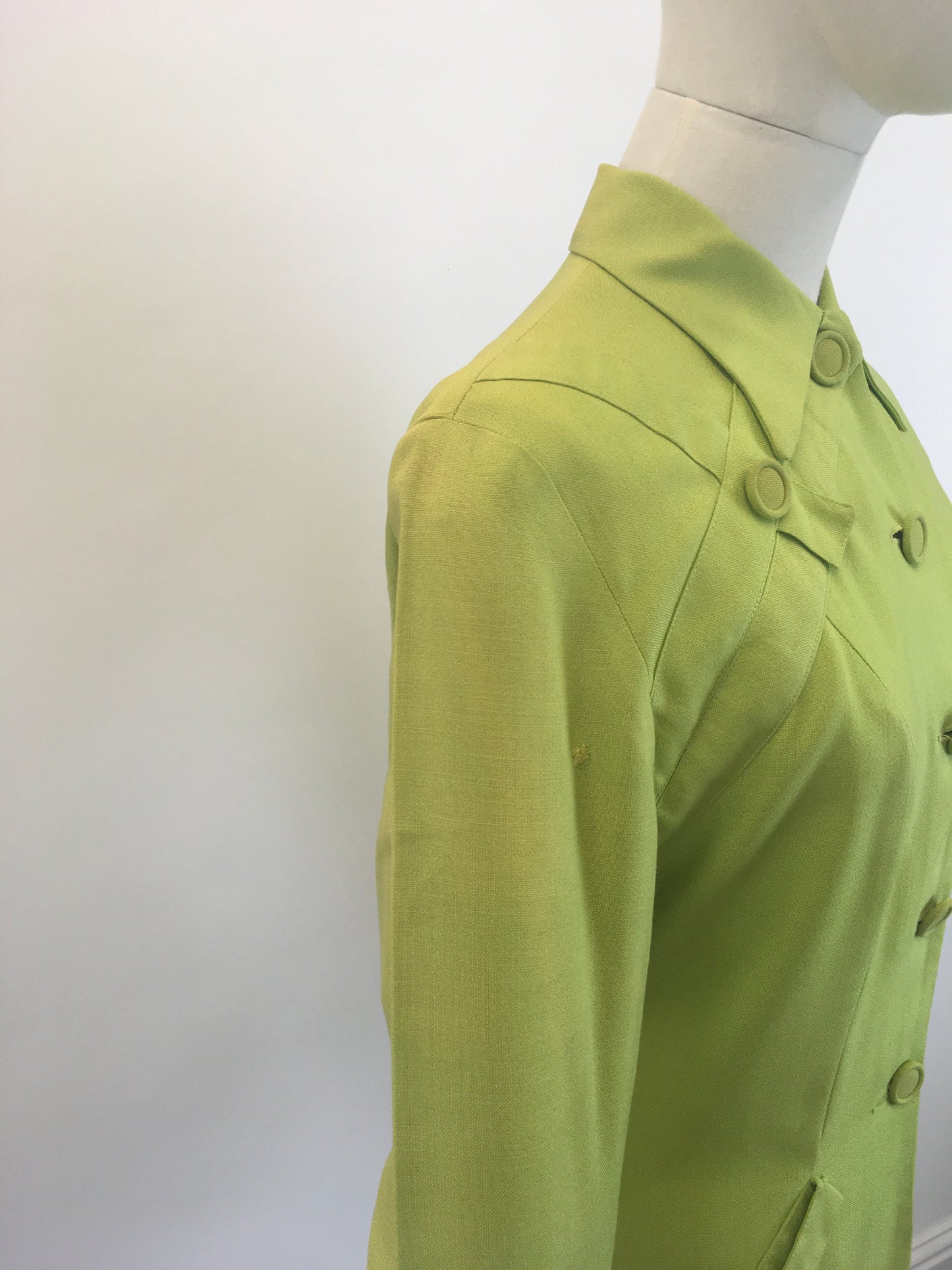 Original 1940's Fabulous Linen Jacket - In A Bright Chartreuse With Lovely Details