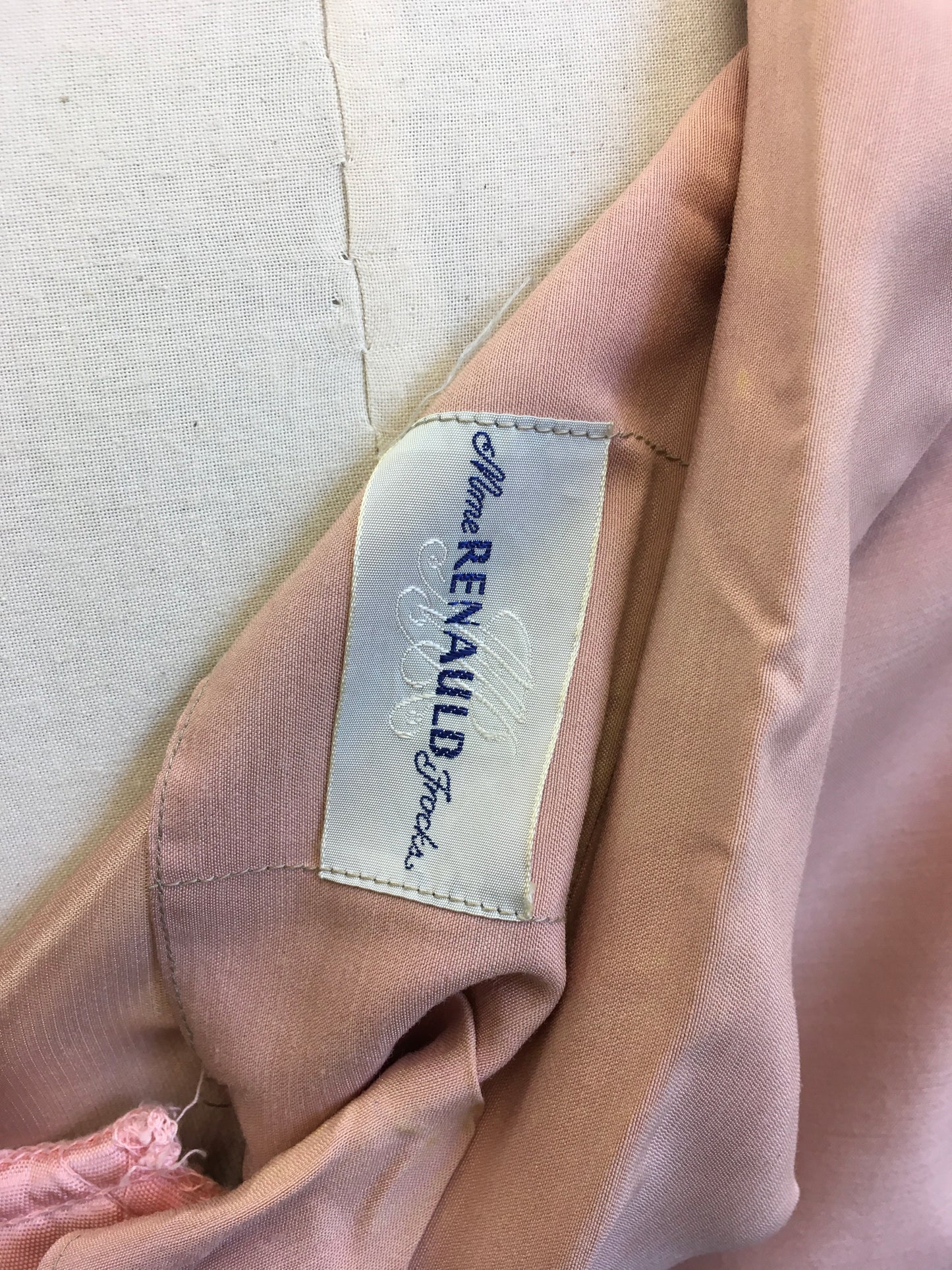 Original 1940’s Volup 2pc Suit by ‘ Renauld Frocks ‘ - In A Dusky Pink Silk