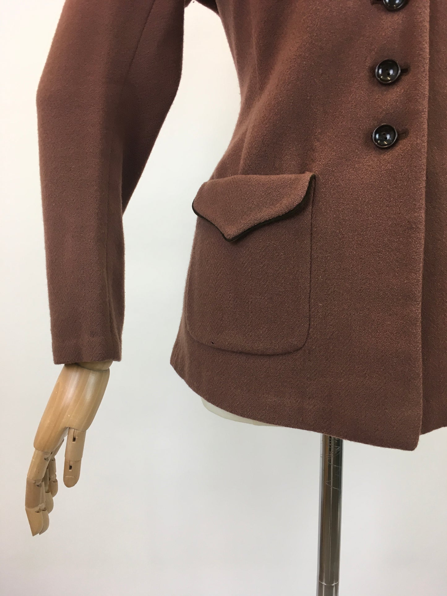 Original 1940's Darling Woollen Jacket - In A Caramel Brown With Green Piping