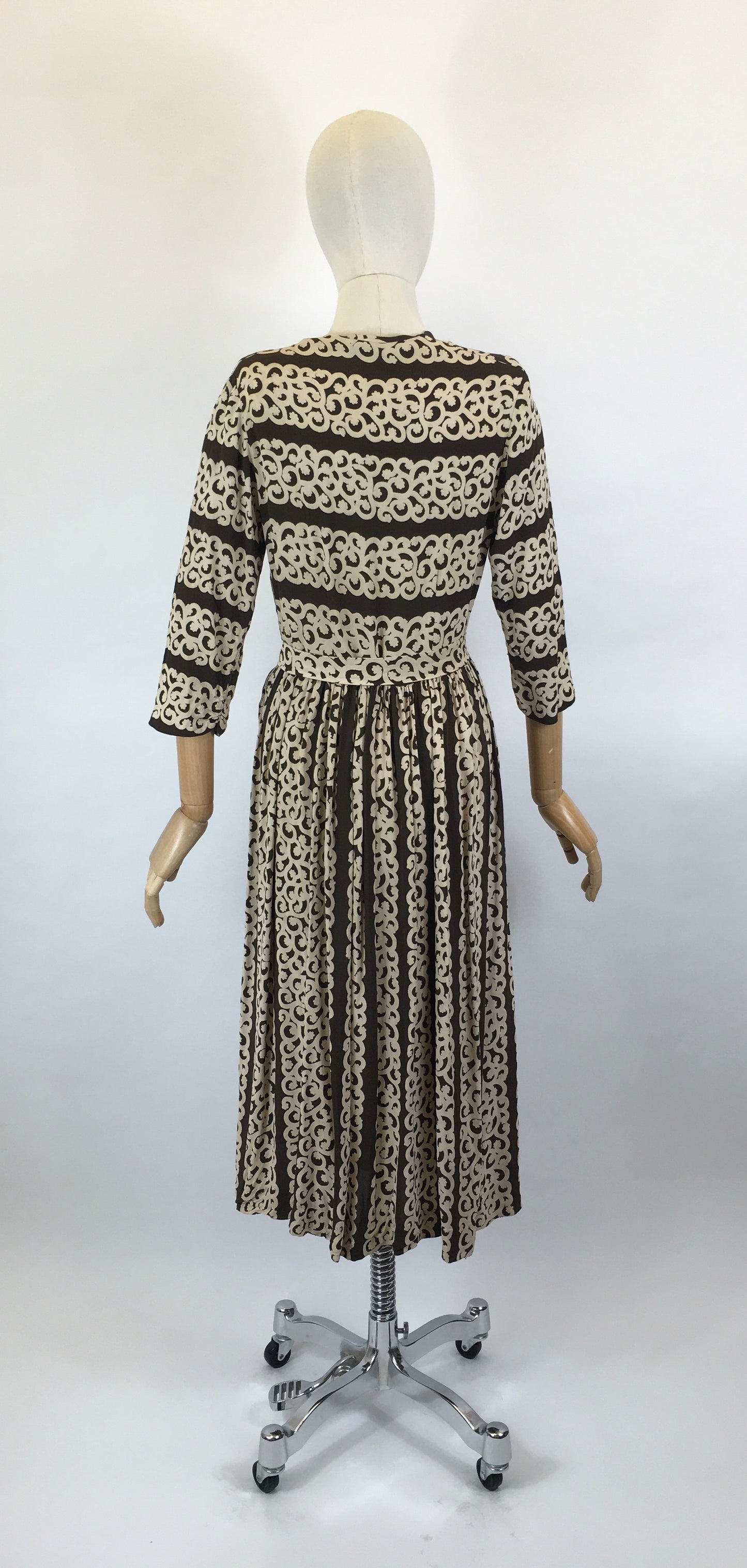 Original 1940’s Stunning Crepe Dress - In a Warm Brown and Old Cream