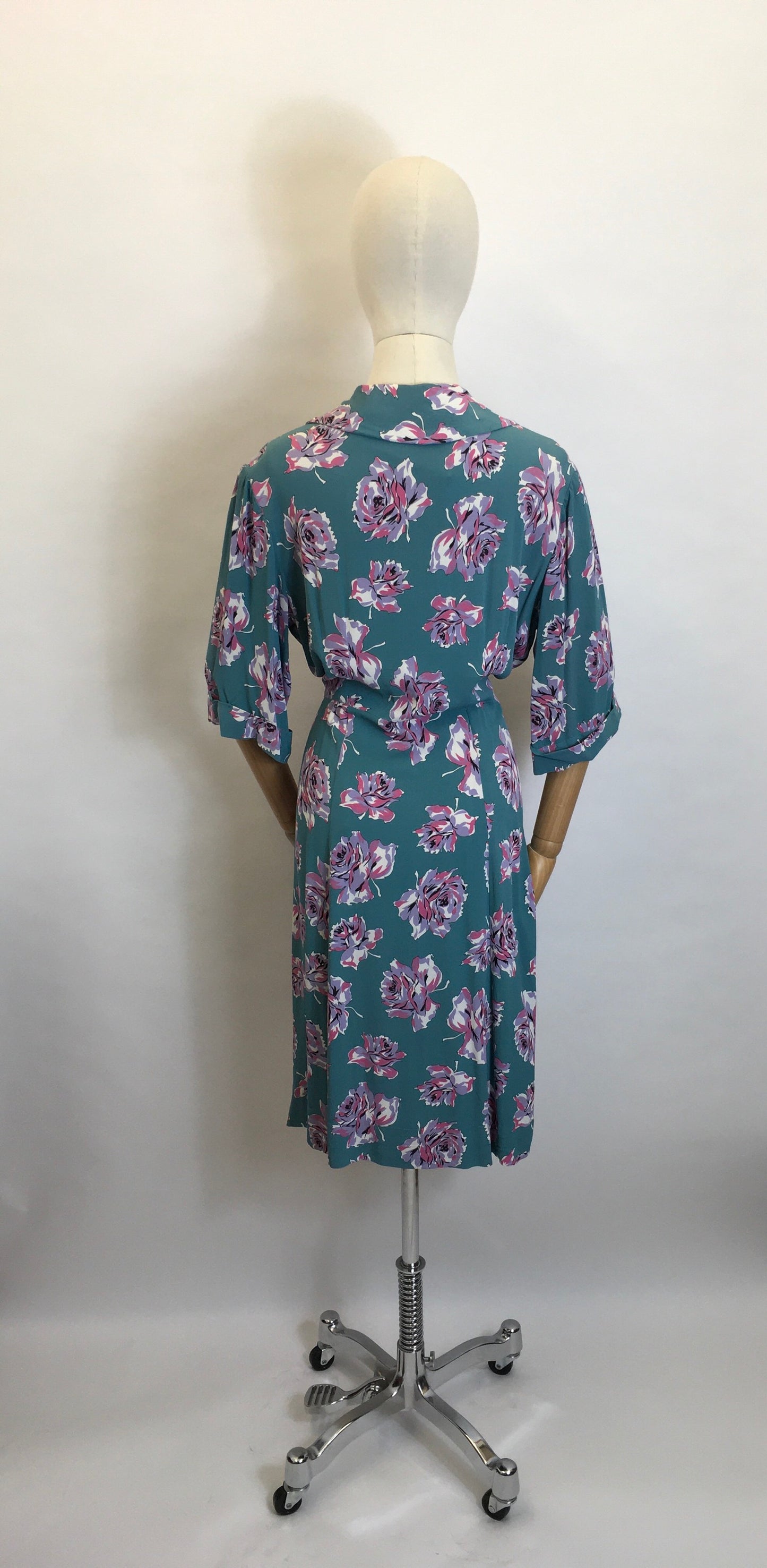 Original 1940's VOLUP Floral Rayon Dress - Beautiful Rayon in a Divine Winter Berry Colour Palette