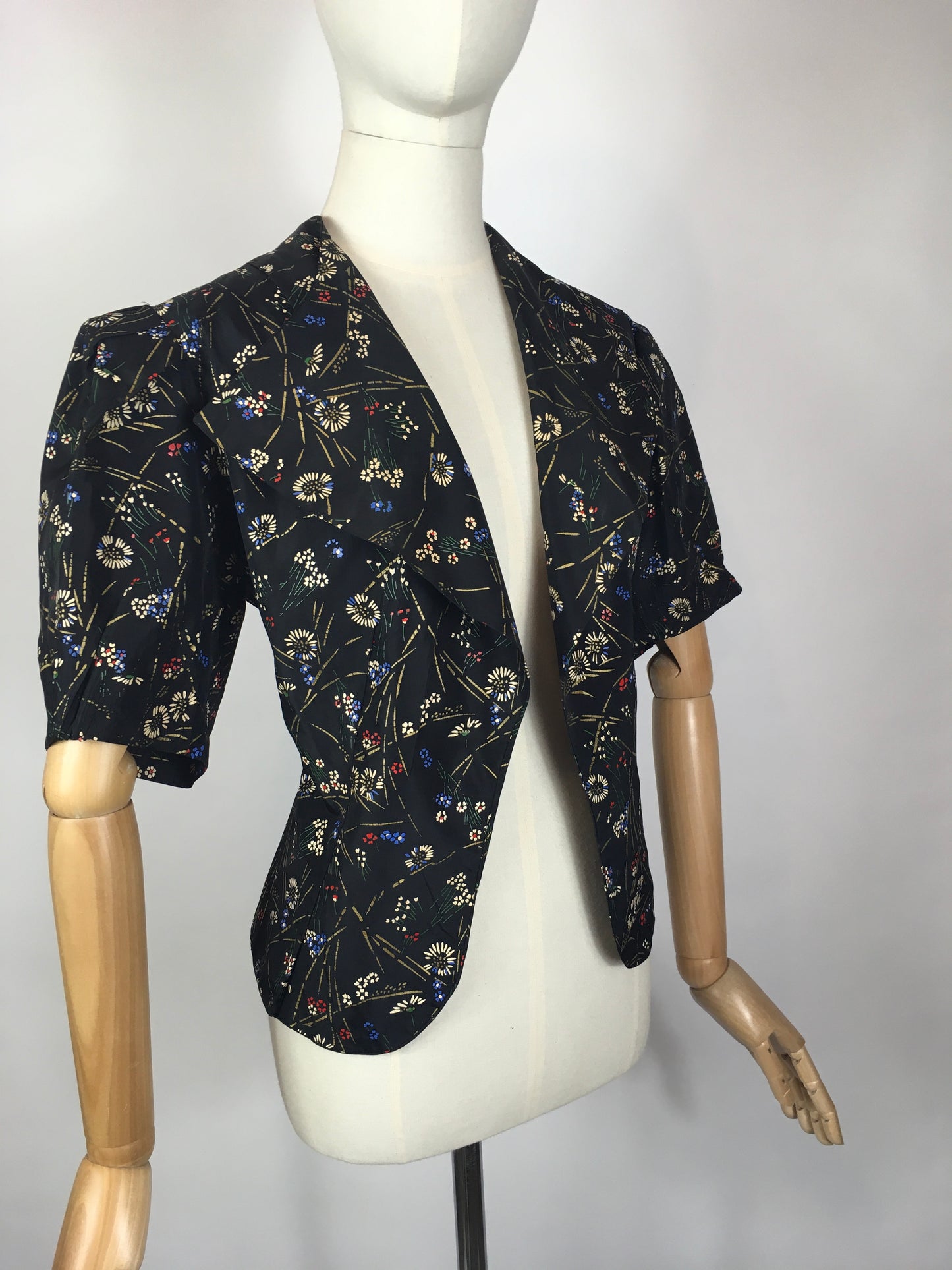 Original 1930’s Exquisite Handpainted Floral Jacket - British Made by ‘ Bermella’ Label