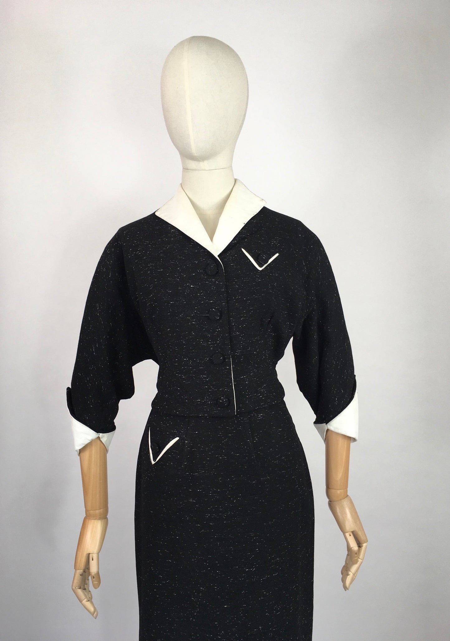 Original 1950s Fabulous 2 pc Suit with Sharp Silhouette - In a Black and White Atomic Fleck with Contrast White Leather Trims