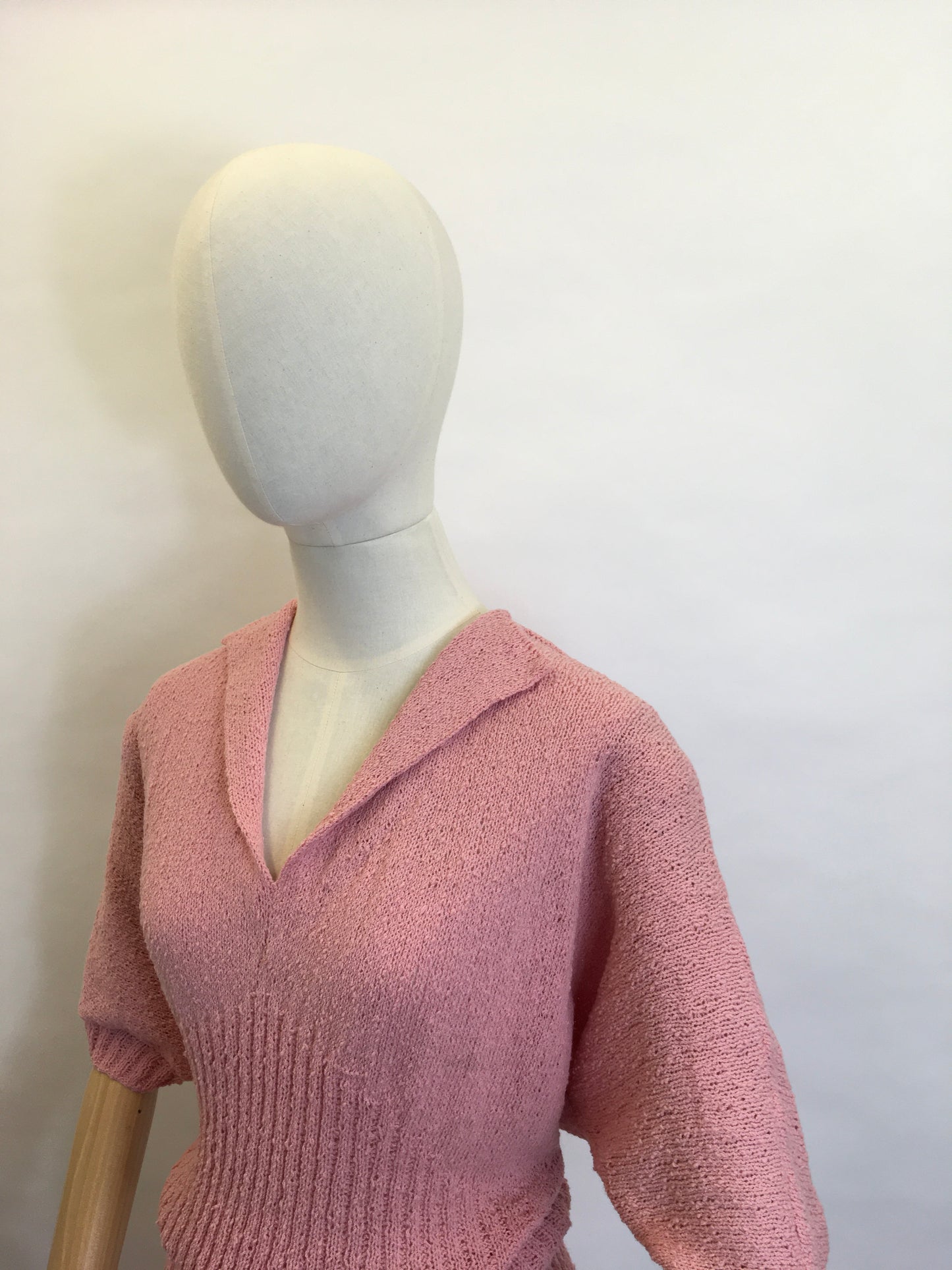 Original Late 1940’s Early 1950’s VOLUP Knitted Dress - Gorgeous Rose Pink