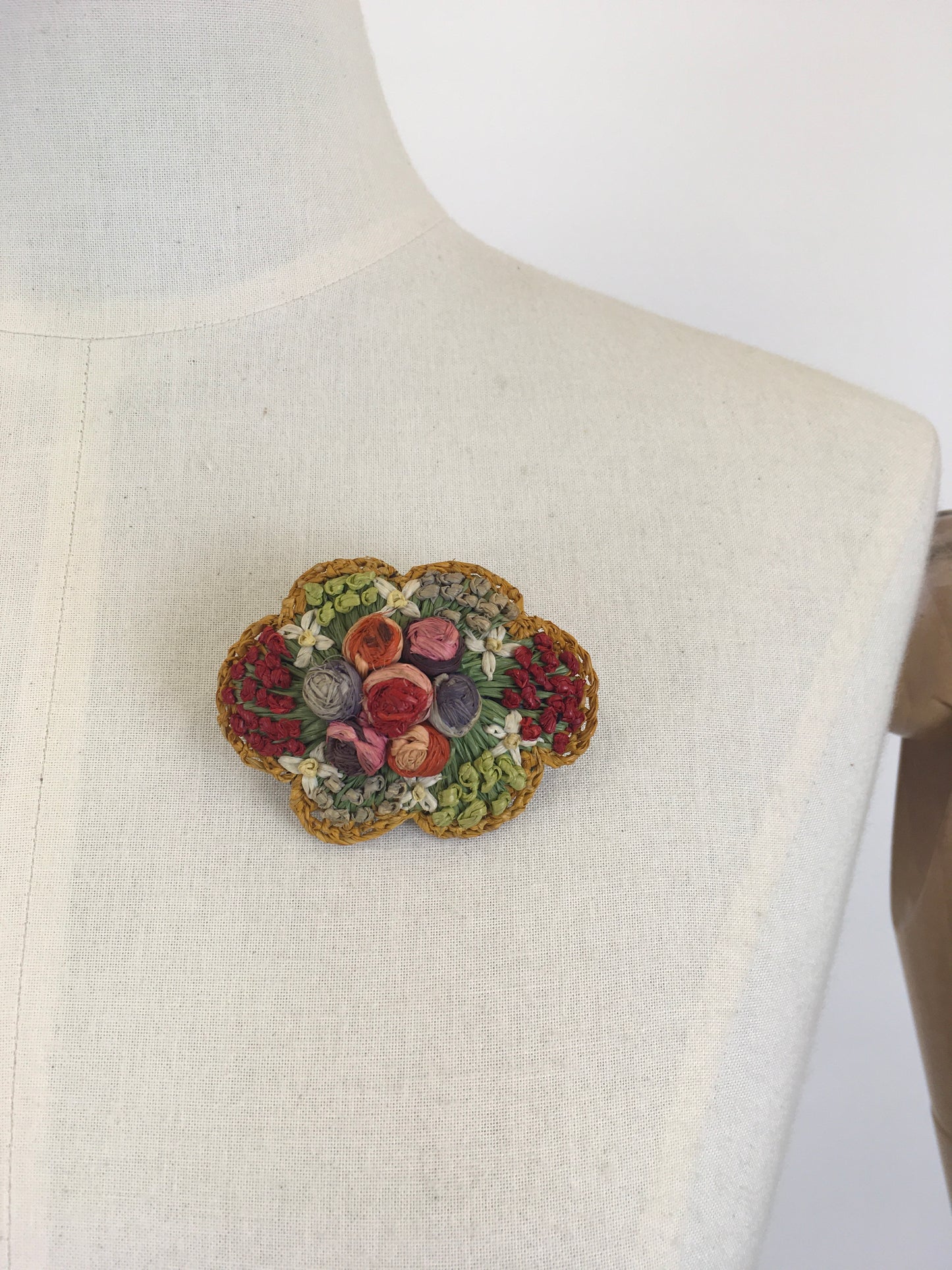 Original 1930’s Beautiful Raffia Brooch - In Flora in Summertime Meadow Brights