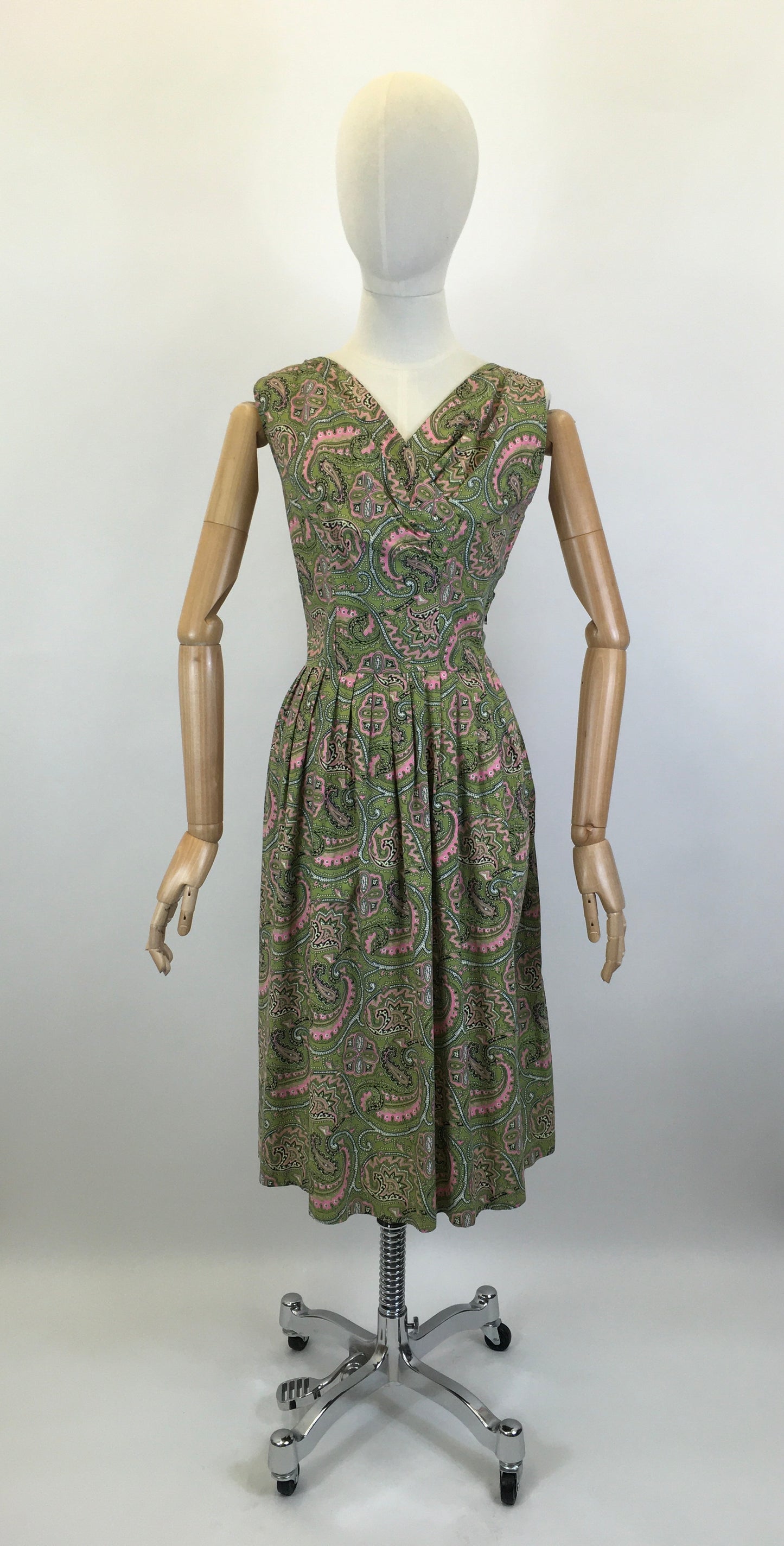 Original 1950’s Darling Cotton Day Dress- In A Beautiful Paisley in Pink & Green