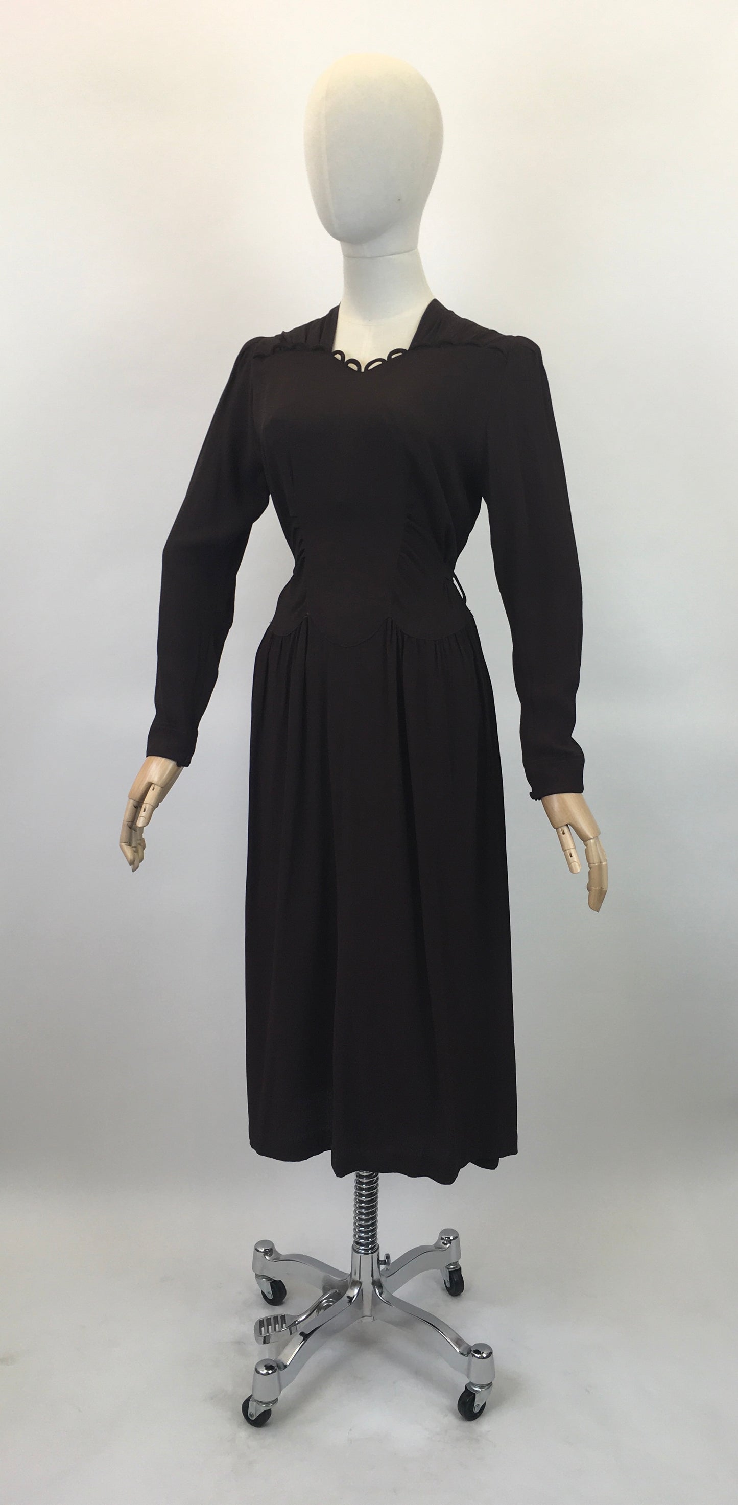 Original 1940's Sublime ' Mary Browne' CC41 Crepe Dress - In A Warming Brown with Roulette Loop Detailing