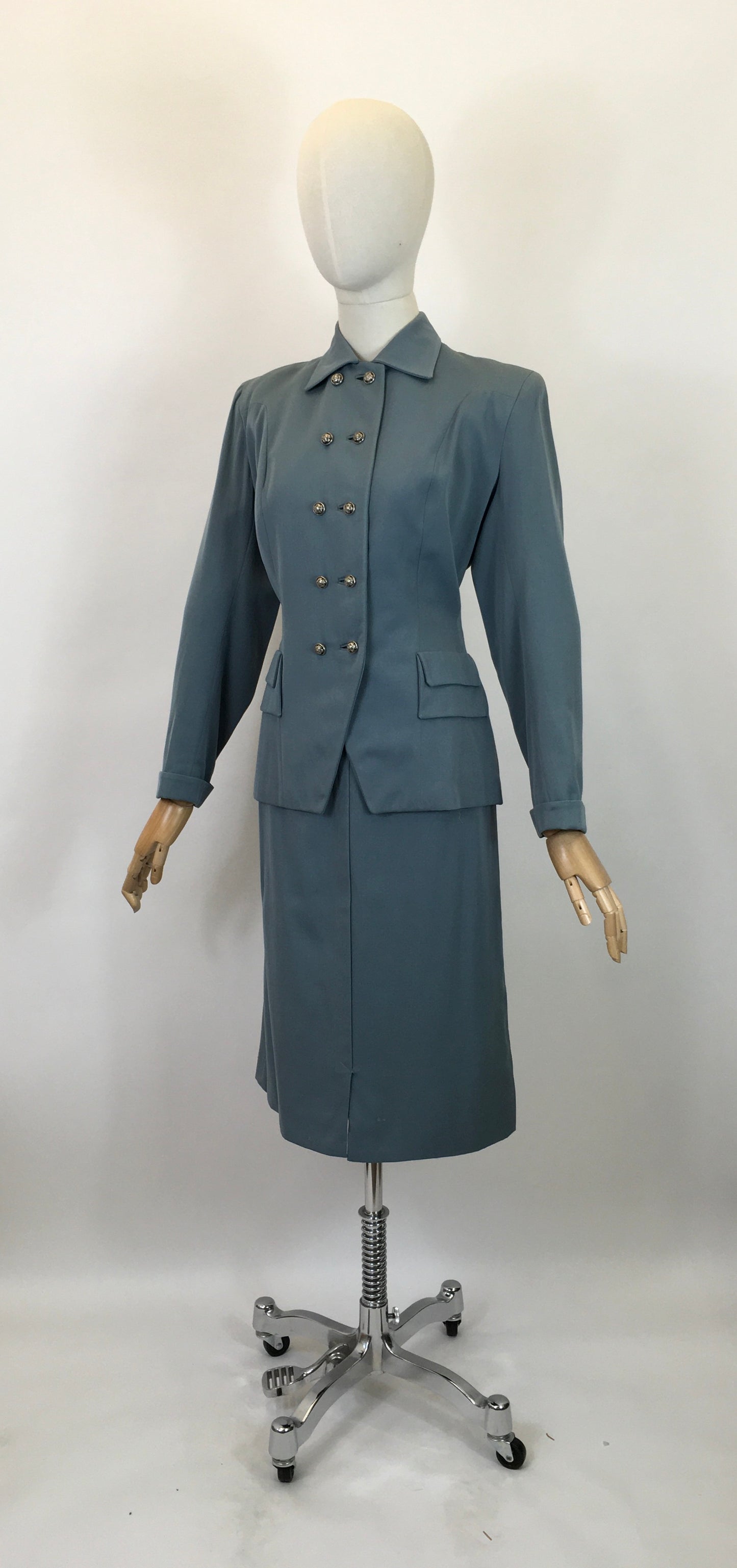 Original 1940's Stunning Double Breasted 2pc Suit - In A Powder Blue