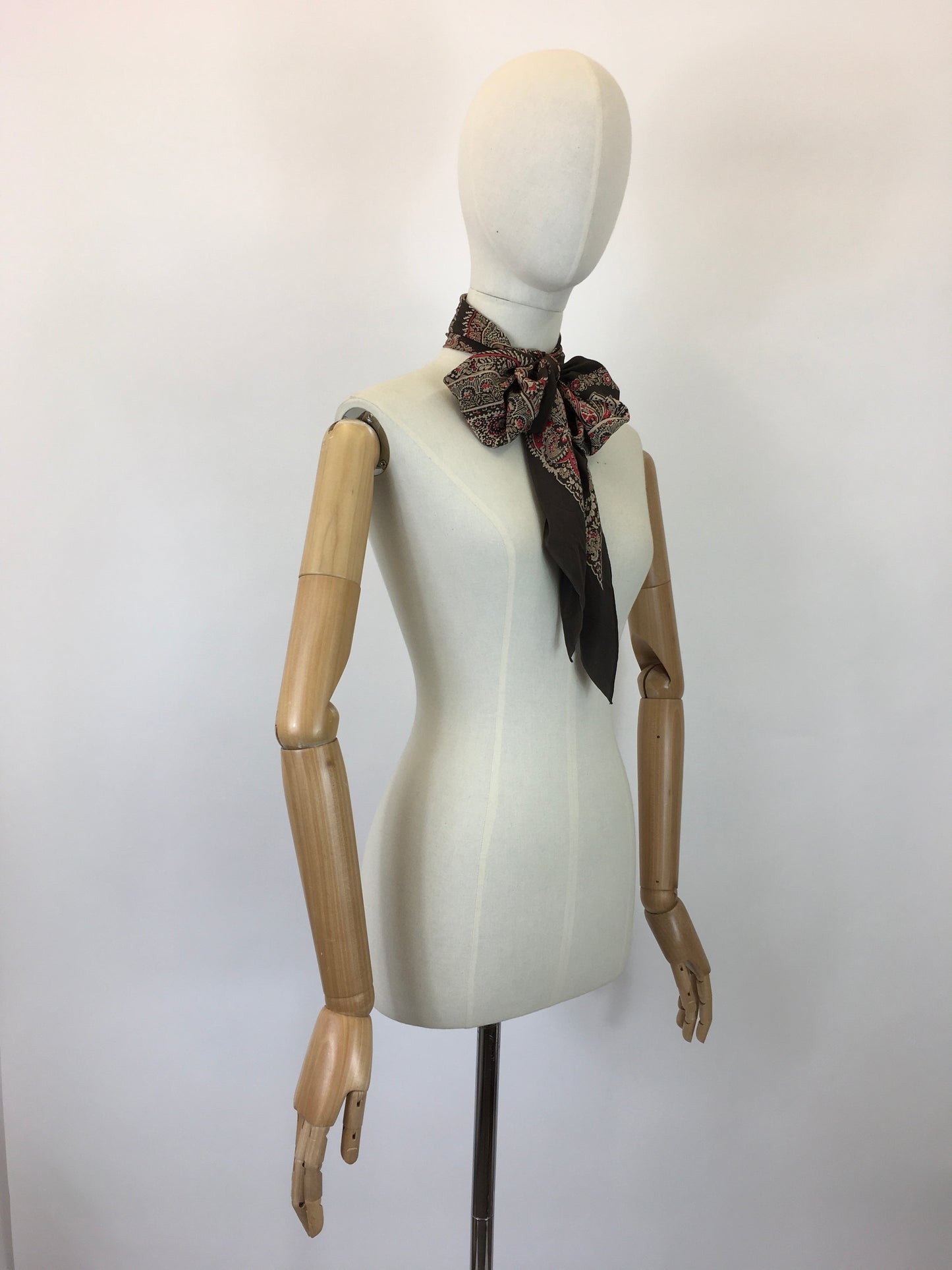 Original 1930's Stunning Deco Pointed Scarf  - In Autumnal Warm Browns, Creams & Berries