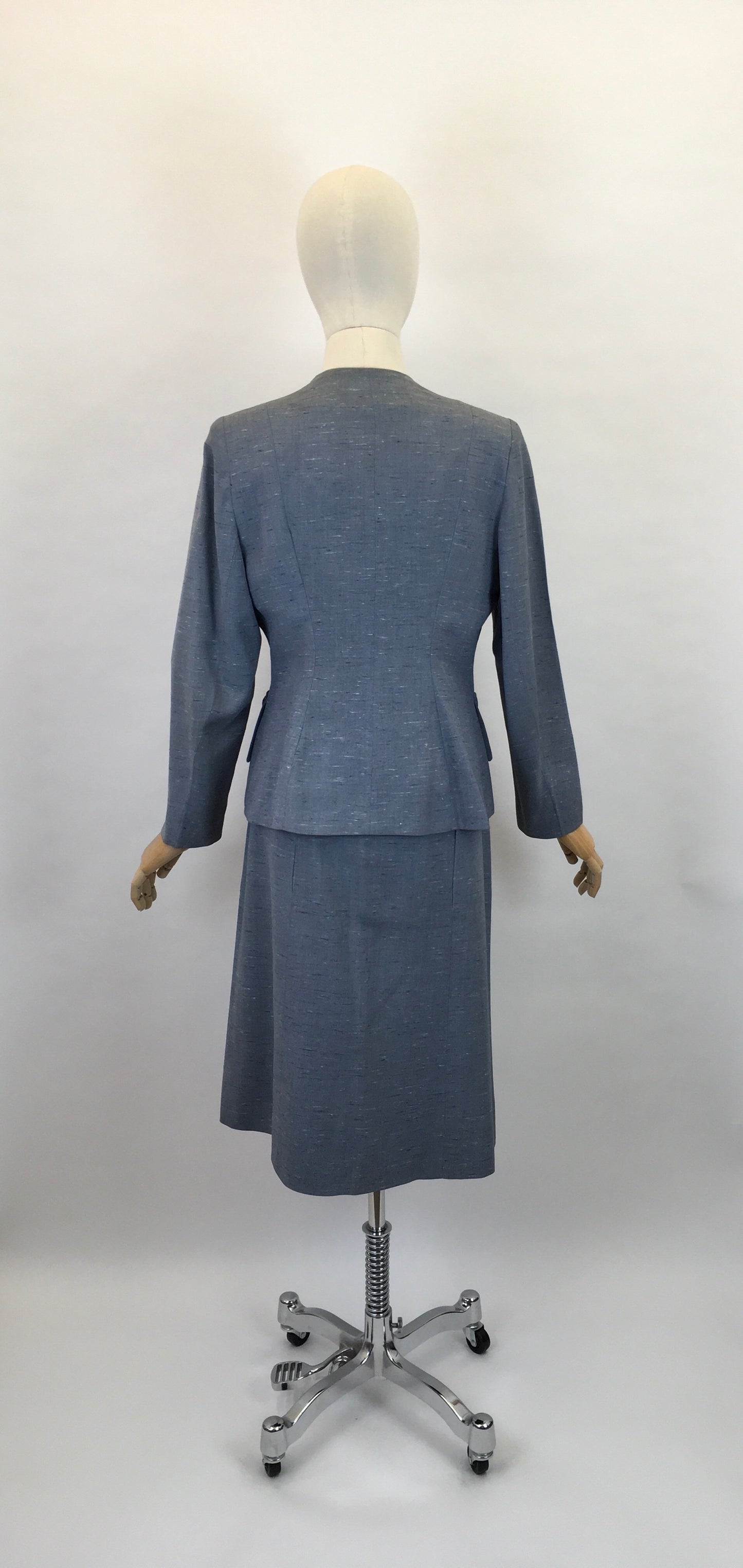 Original 1950s Atomic Fleck 2pc Suit - In a Lovely Powdered Blue