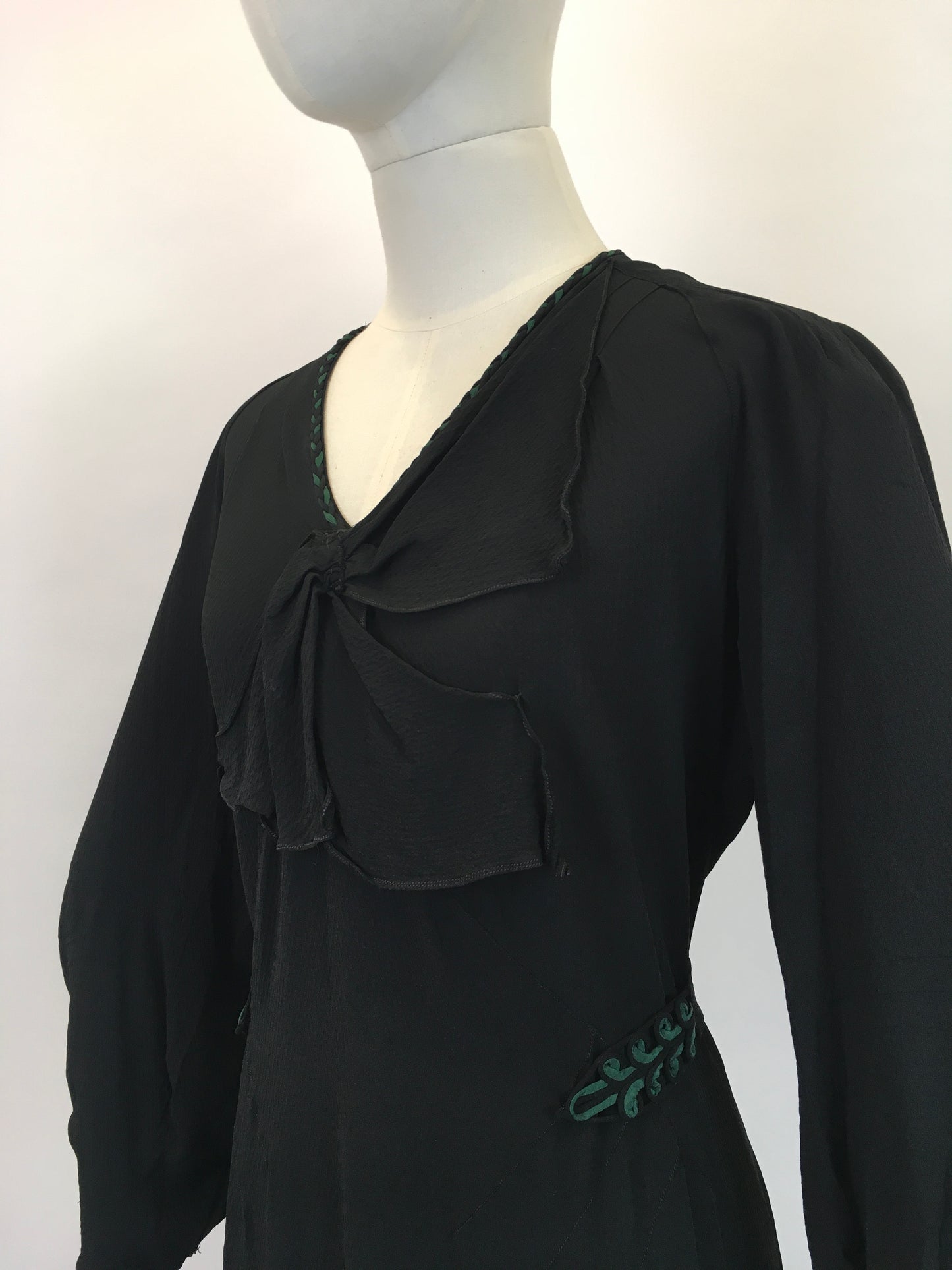 Original 1930's Sensational Evening Dress in Sheer Crepe - In Inky Black with Bottle Green Accents