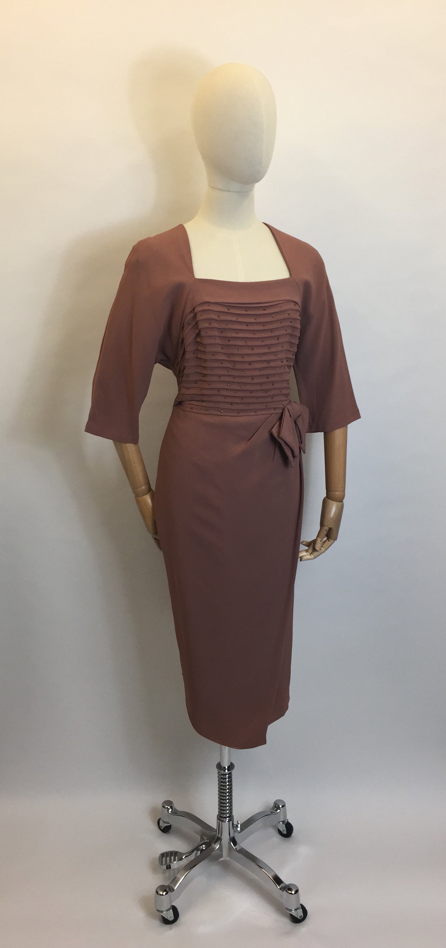 Original 1940s Formal Crepe Dress - Beautiful Waist Bow & skirt overlay shaping