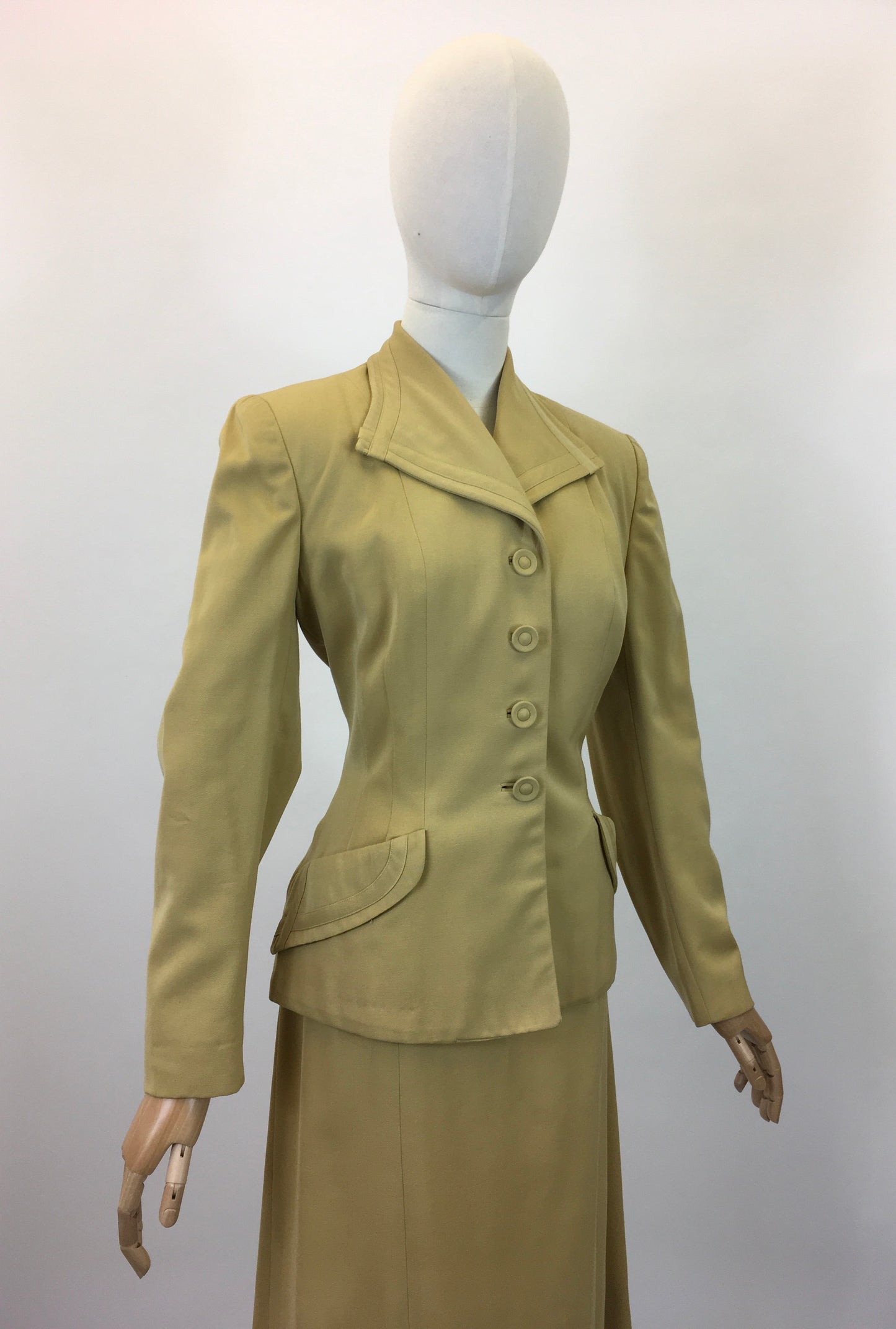 Original 1940's Stunning American 2Pc Suit - In A Light Mustard With Exquisite Details