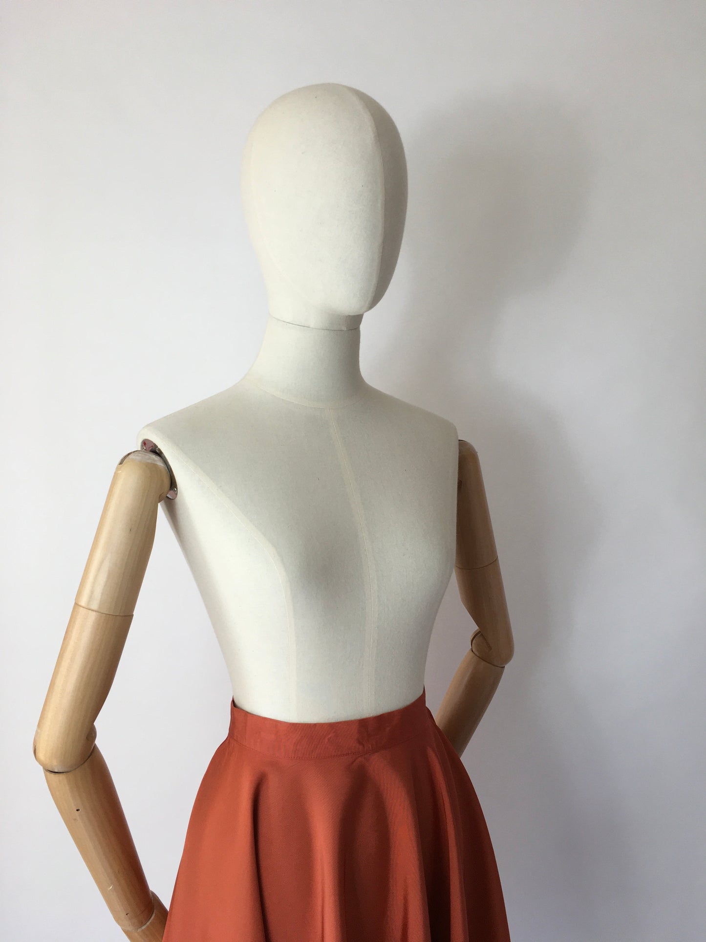 Original 1950’s Full Circle Skirt - In a Lovely Rust Taffeta Blend Fabric